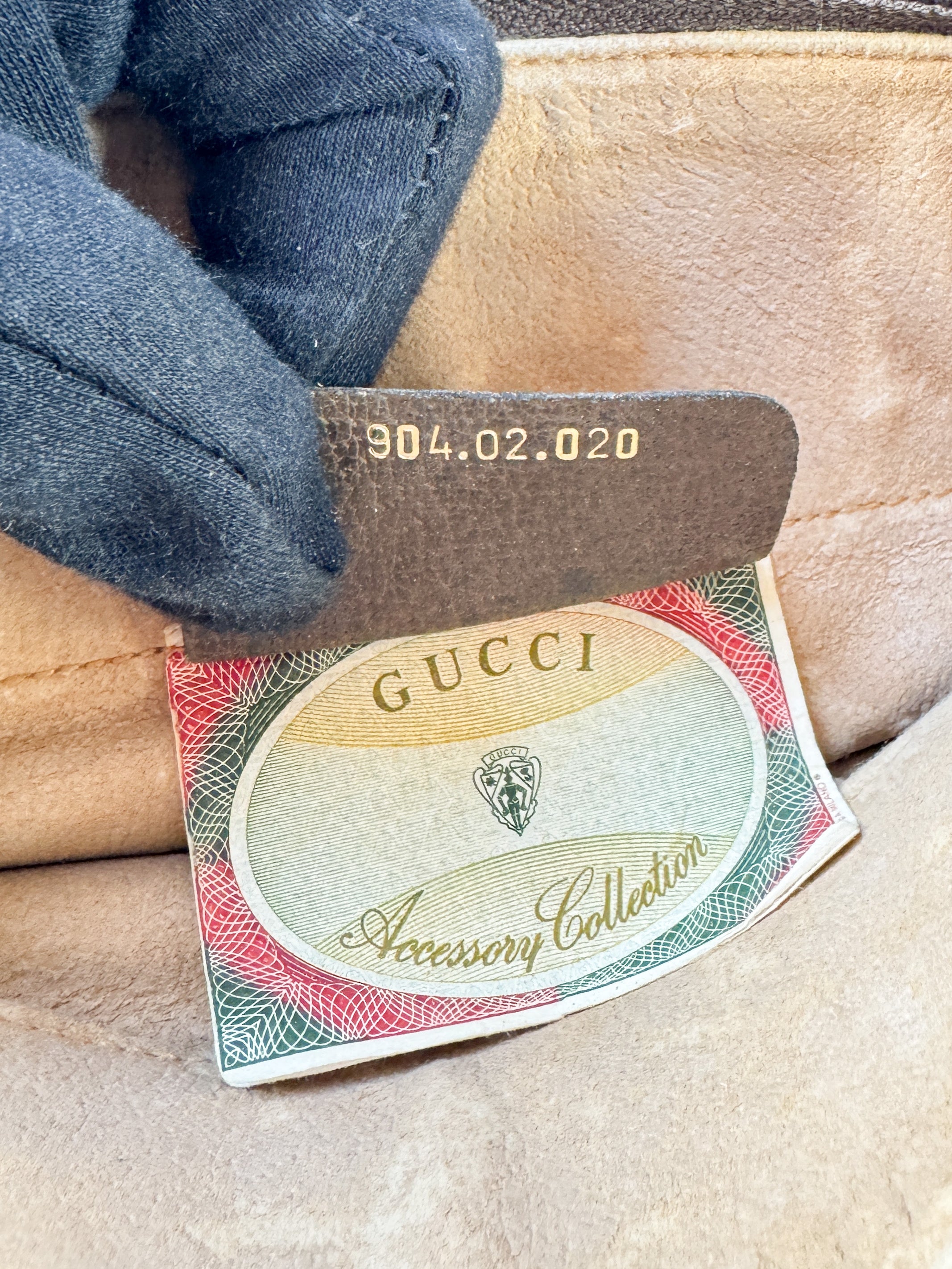 Gucci brown vintage GG crossbody 90402020 (metal logo)