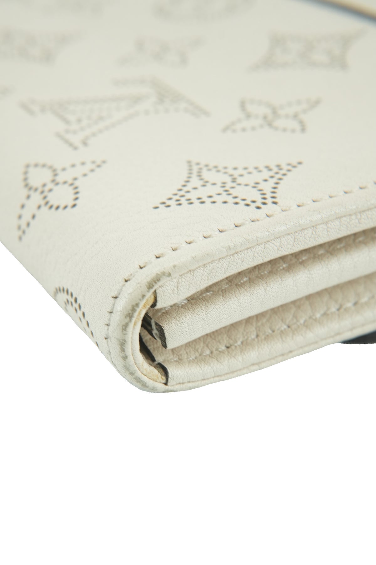 Louis Vuitton white Mahina leather Iris wallet TN5104