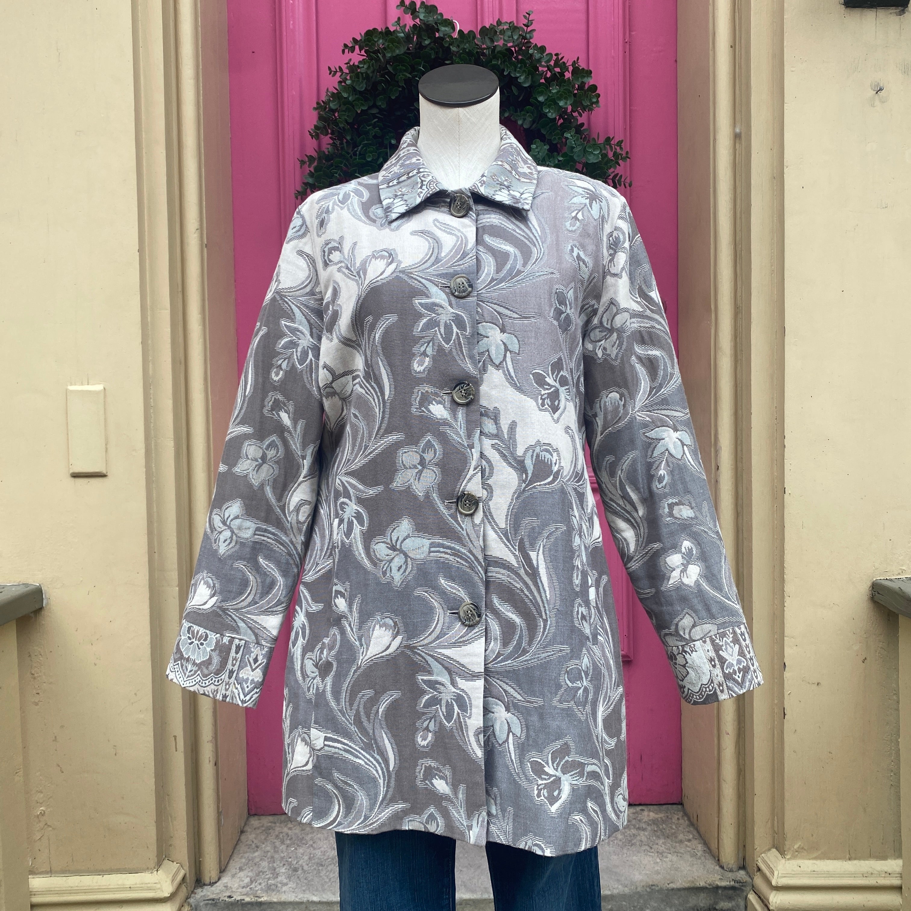 Chico’s gray brocade jacket size L