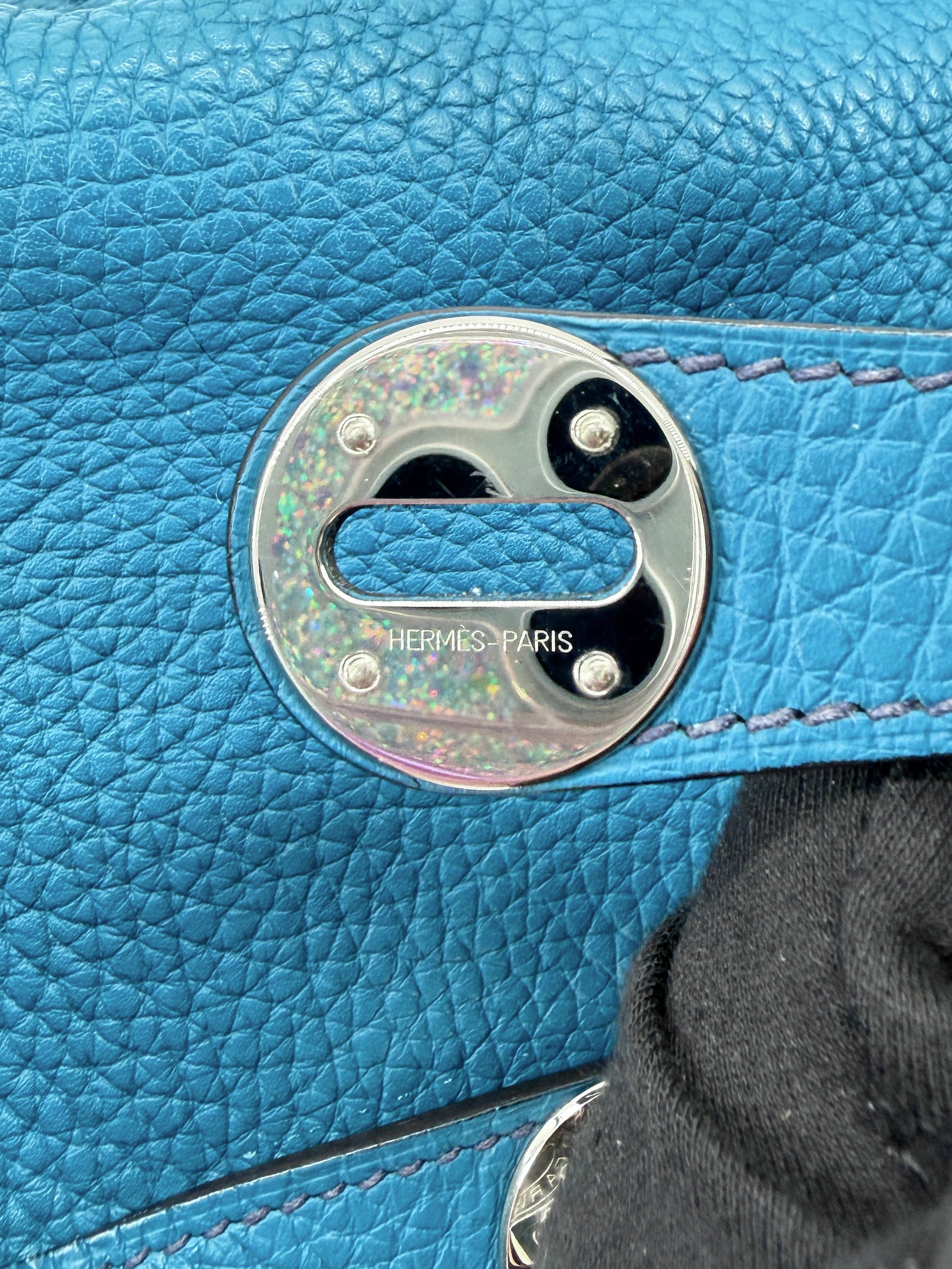Hermès Lindy 30 Blue Izmir/Bleu Saphir Clemence square Q