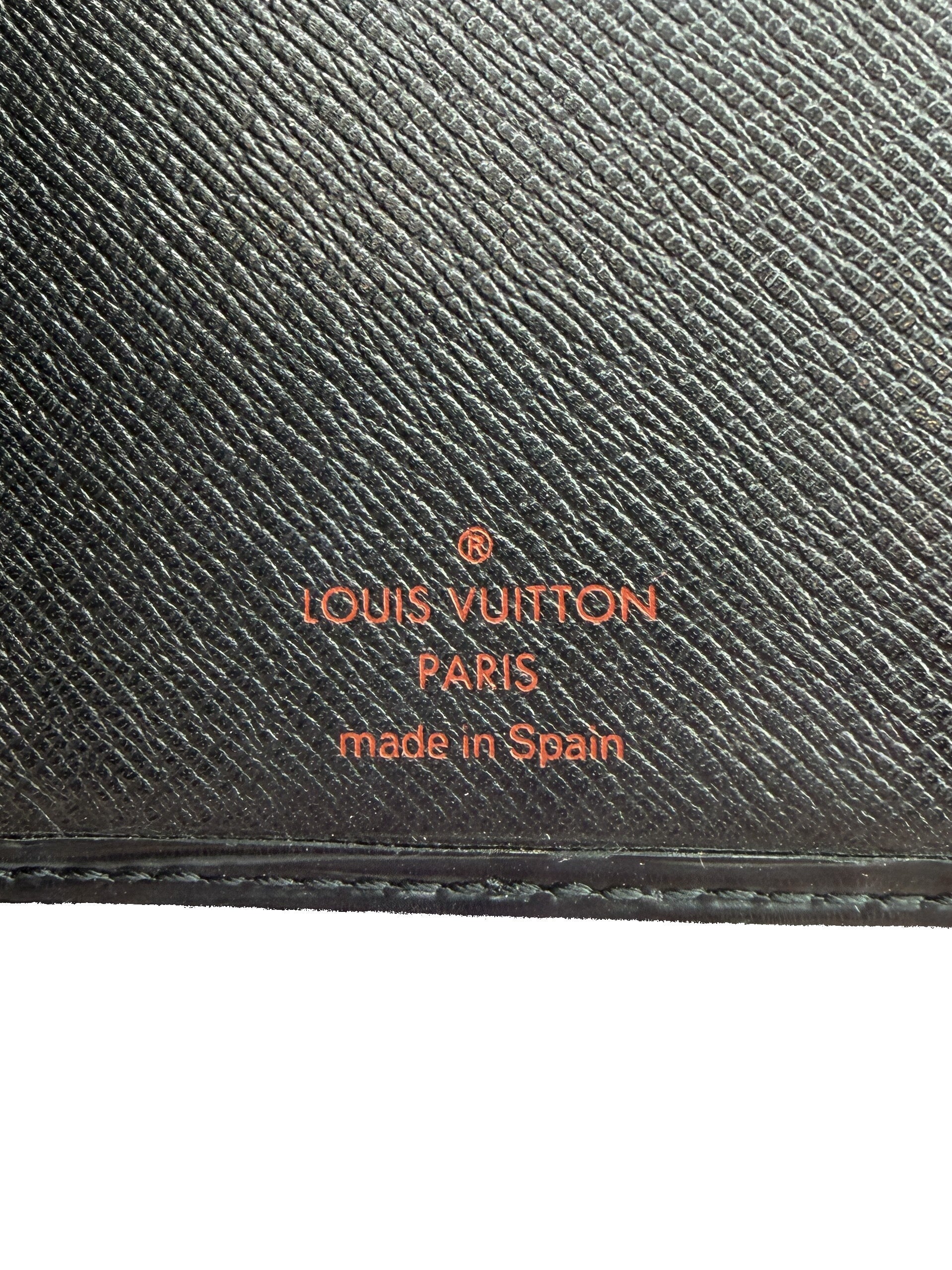 Louis Vuitton black Epi brazza slim wallet CA0041