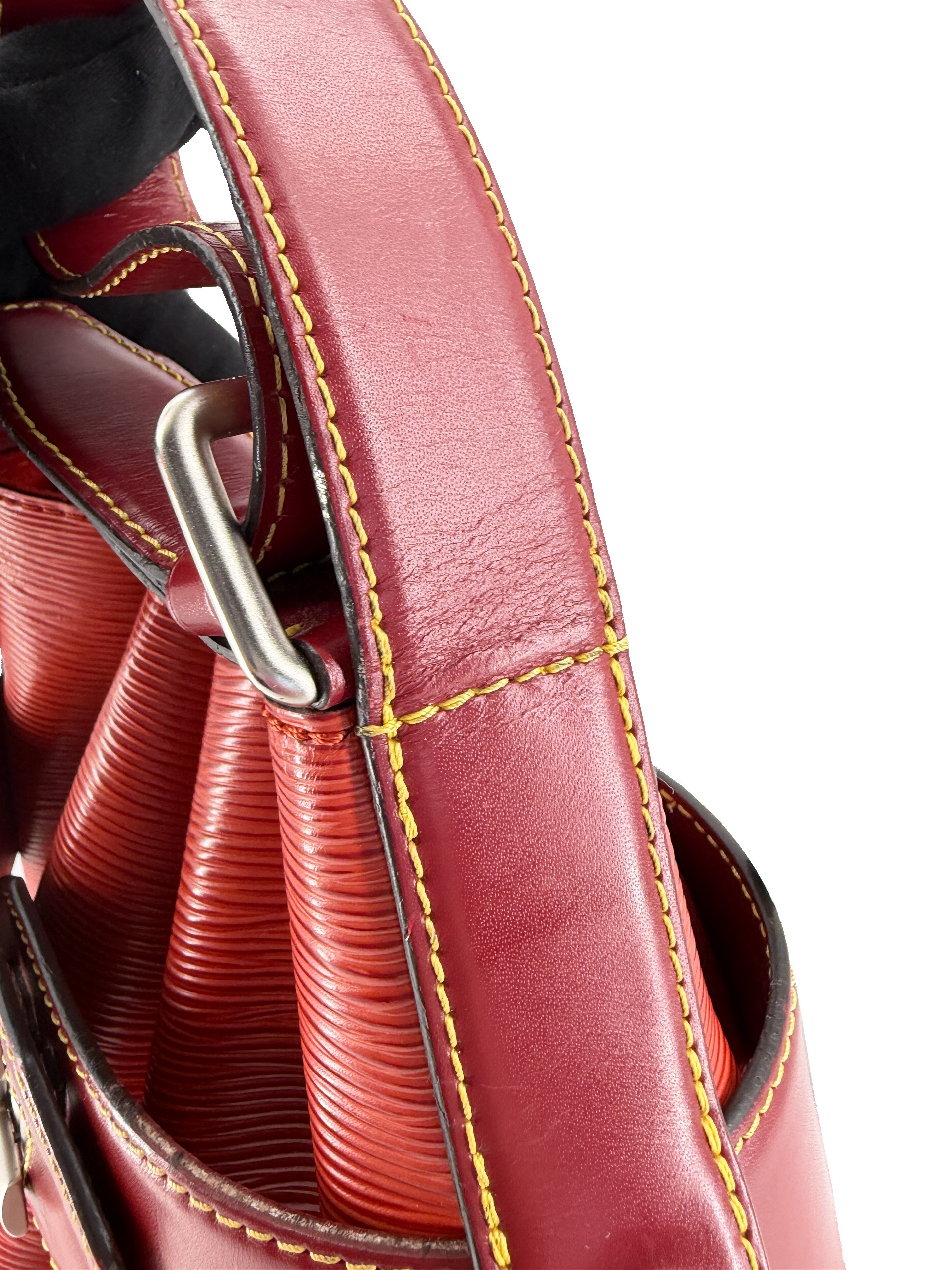 Louis Vuitton orange epi leather Twist bucket FL3198