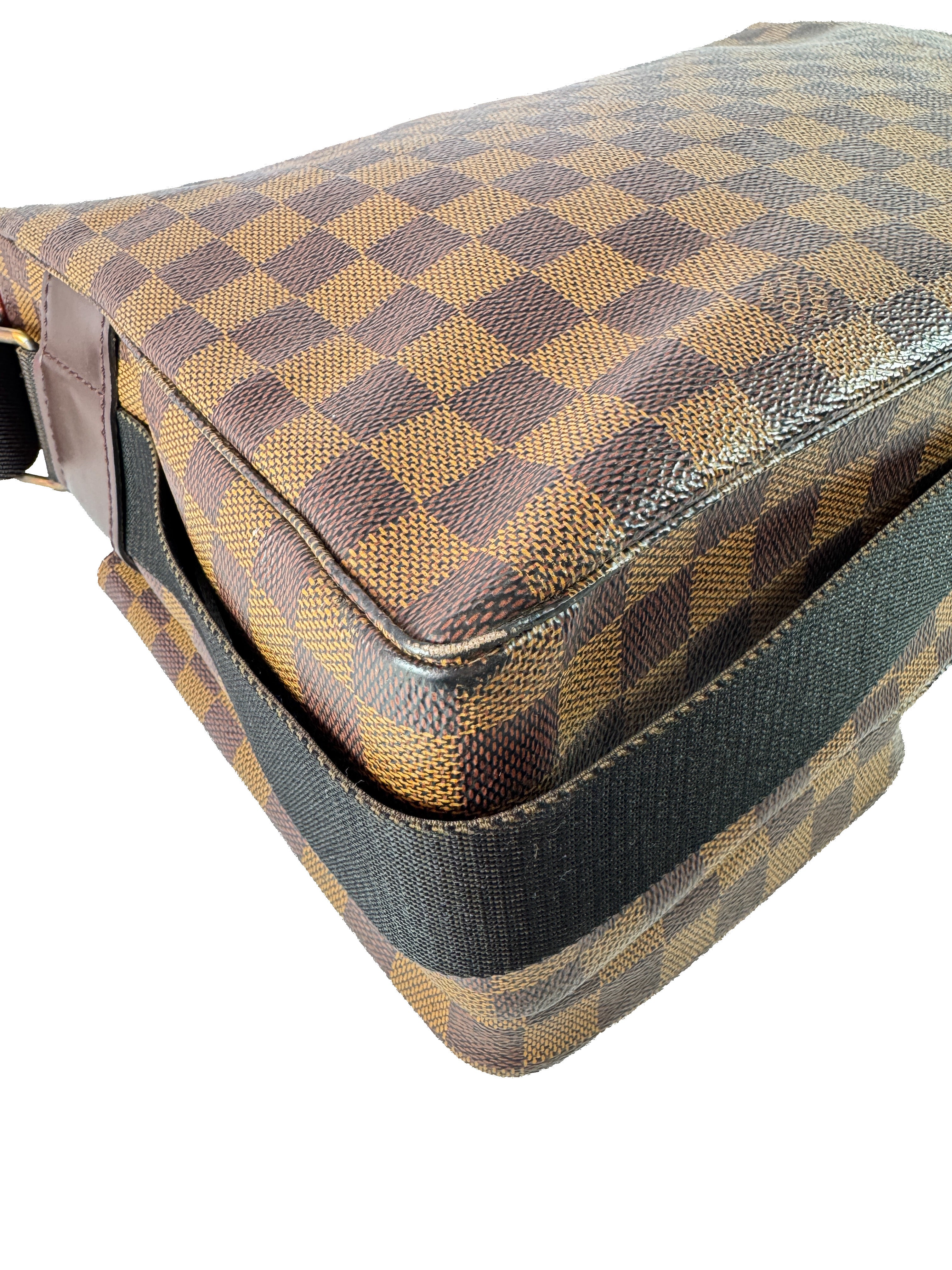 Louis Vuitton damier ebene Broadway messenger bag TH0072