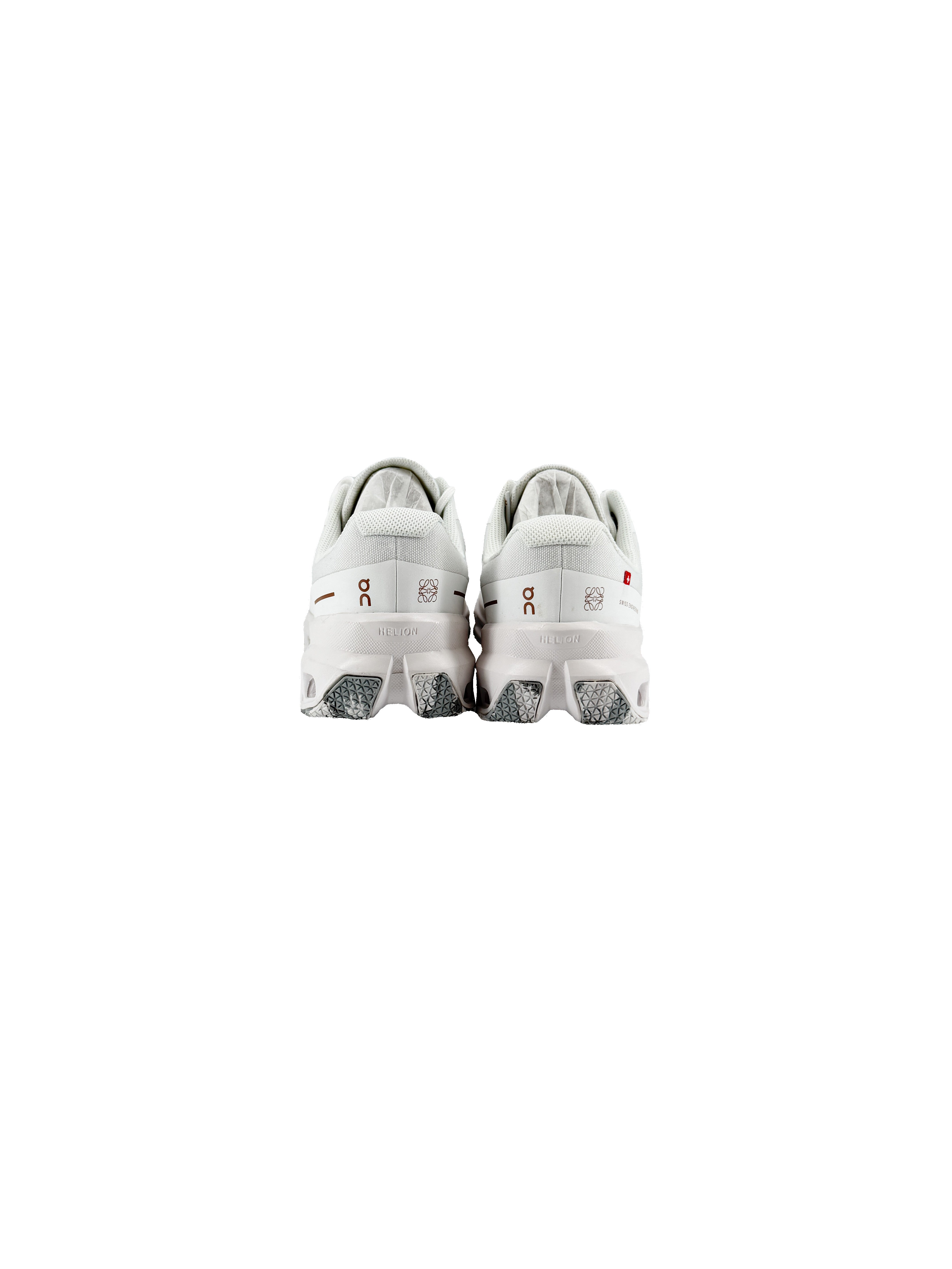 Loewe x OnCloud white sneakers size 8.5 NEW BOX