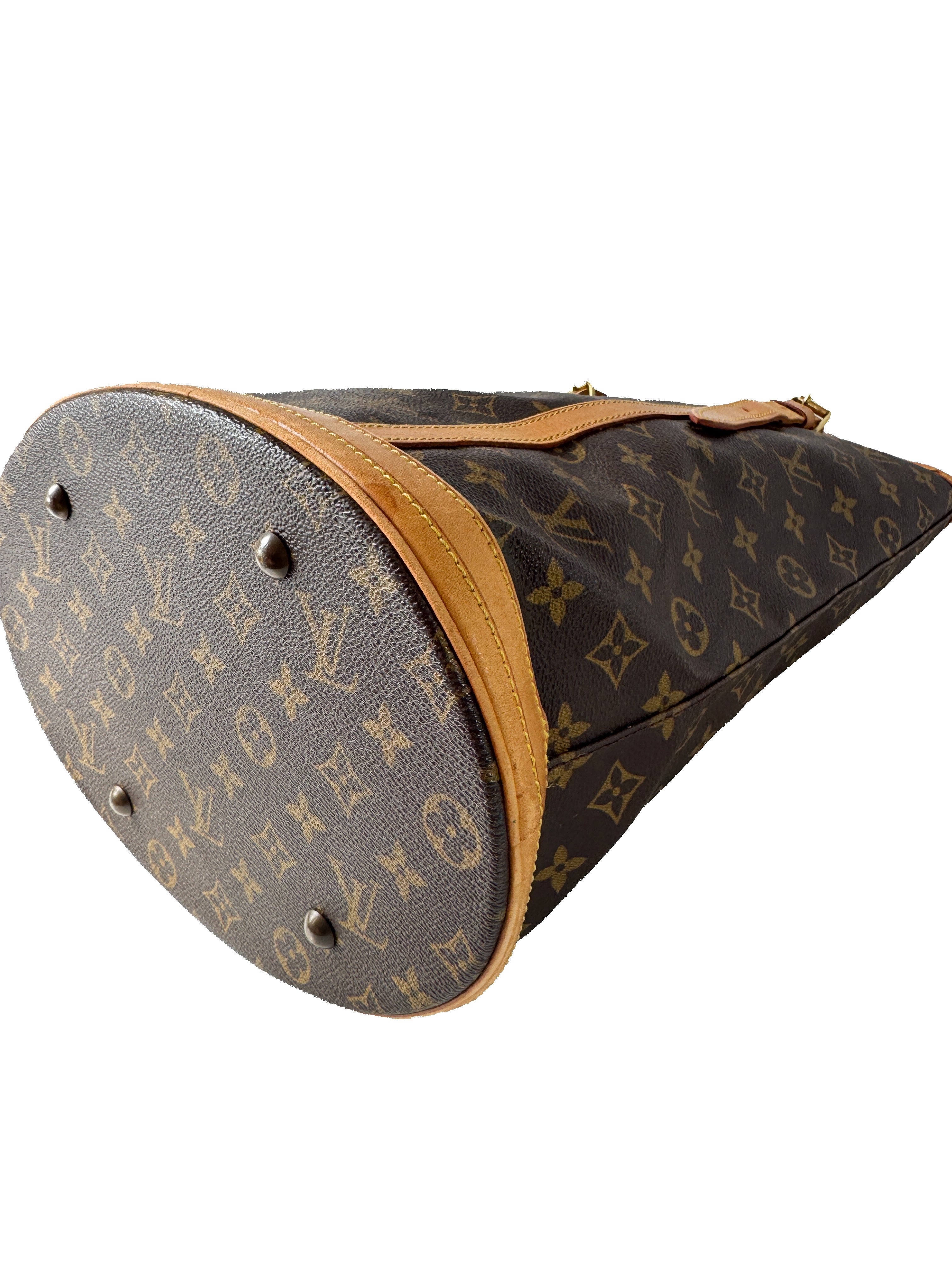 Louis Vuitton monogram bucket GM DK4088