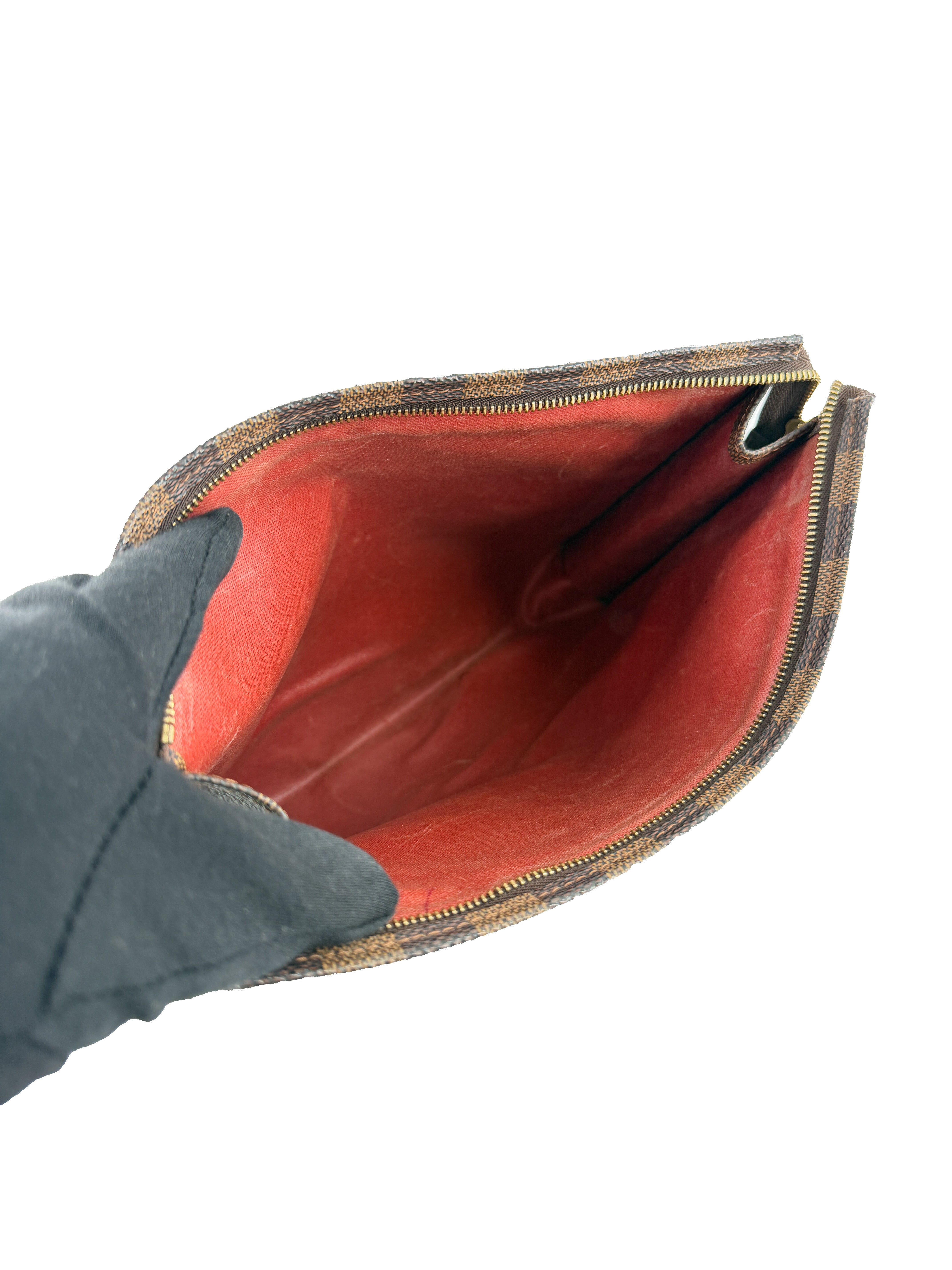 Louis Vuitton damier ebene toiletry pouch 26 TH0065