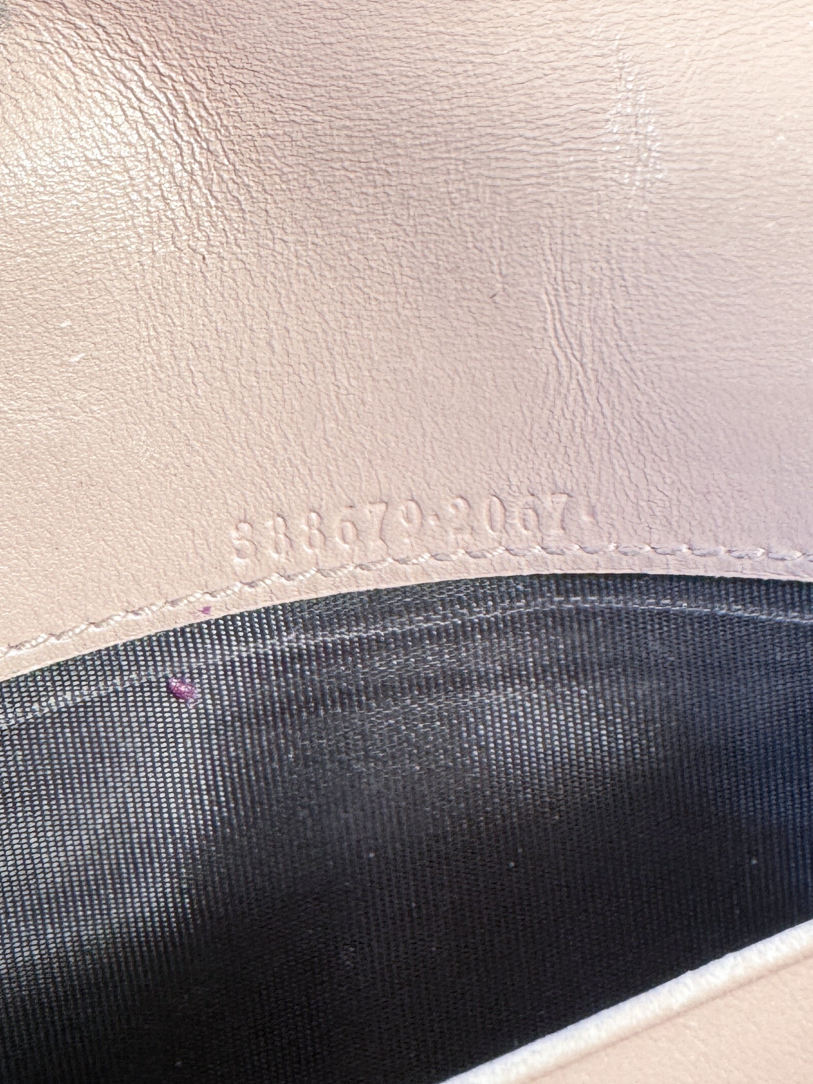 Gucci light pink Guccissima leather wallet 388679-2067