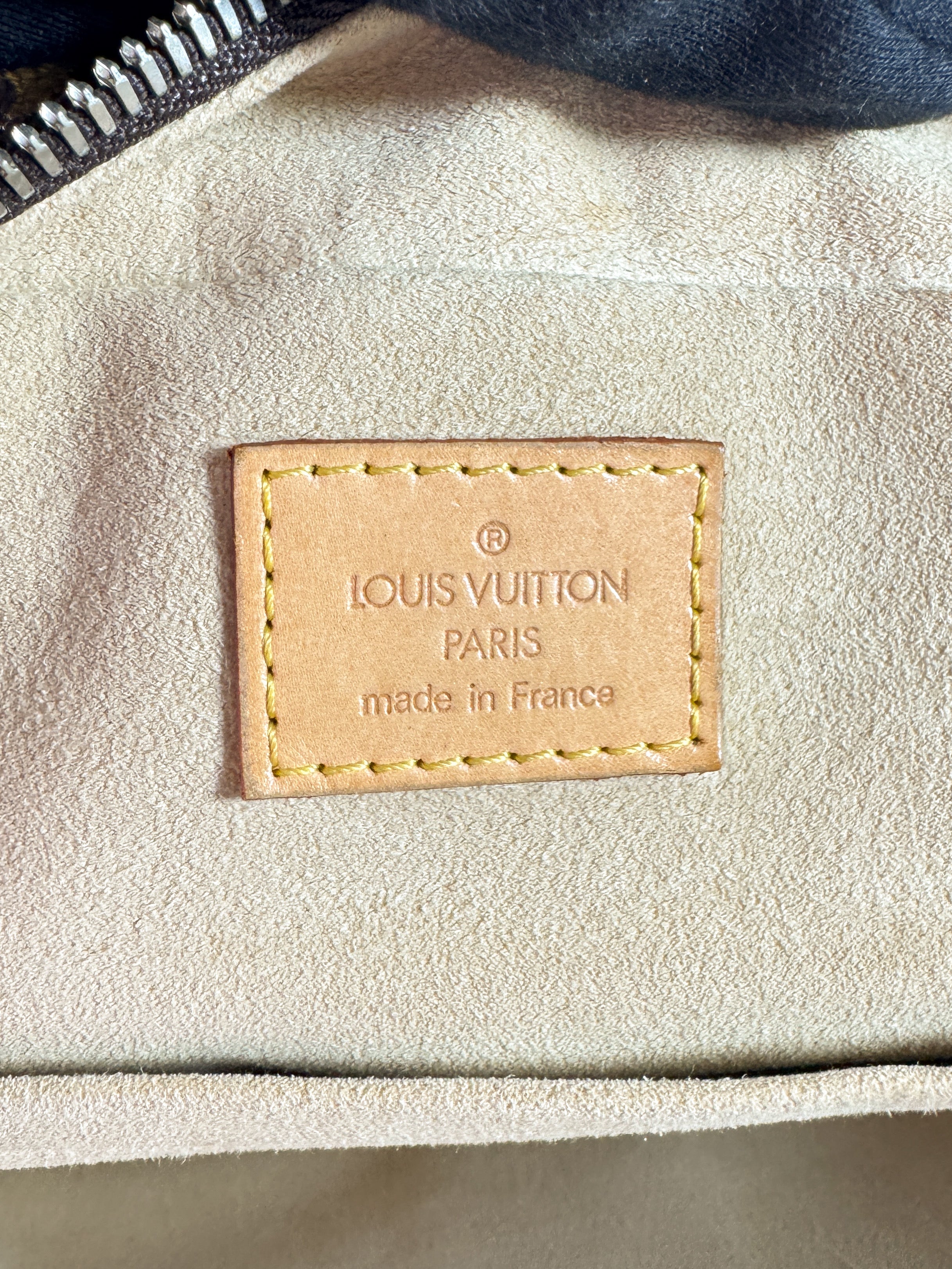 Louis Vuitton monogram Manhattan PM TH0086