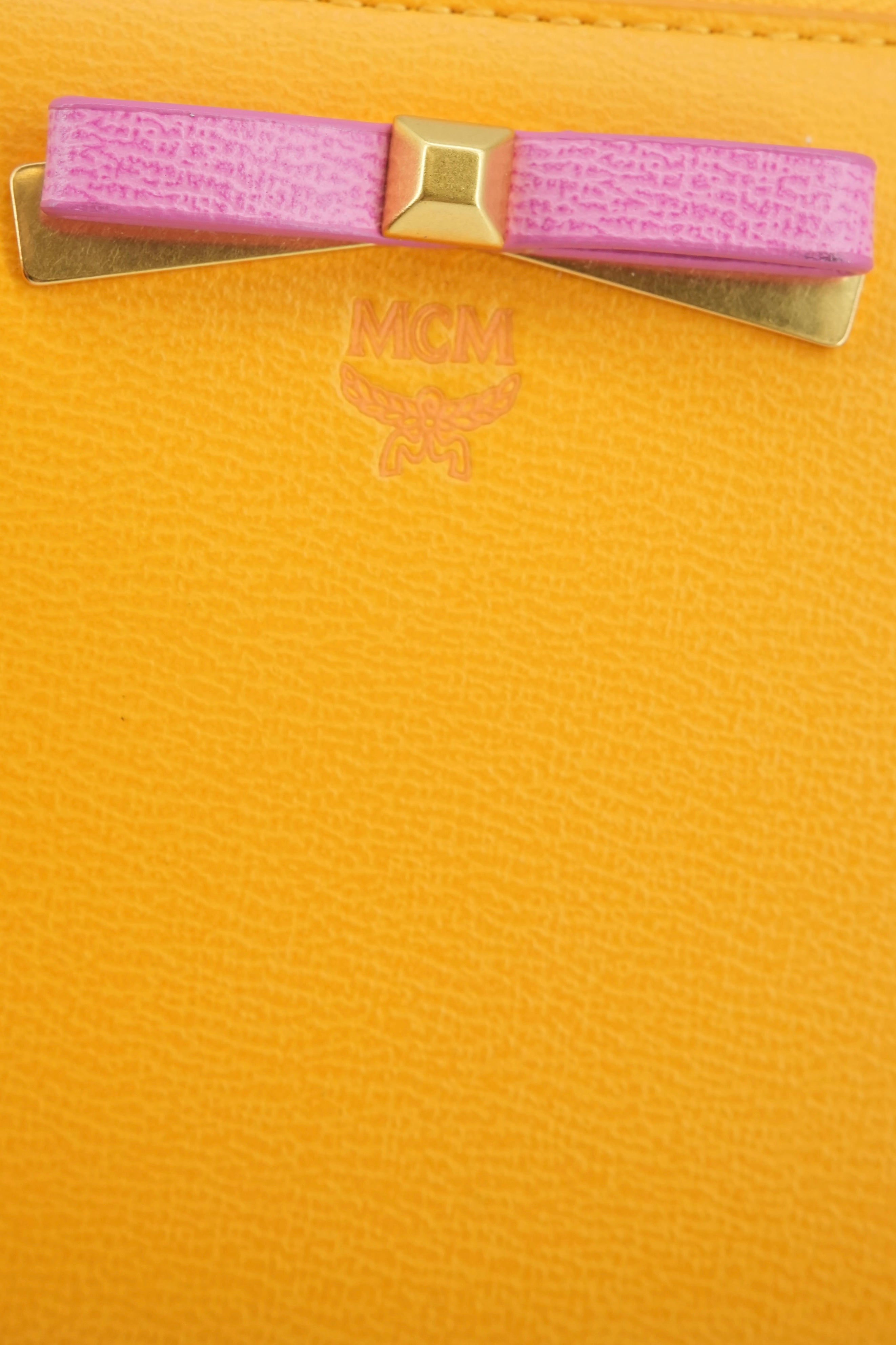 MCM yellow Mina long wallet BOX