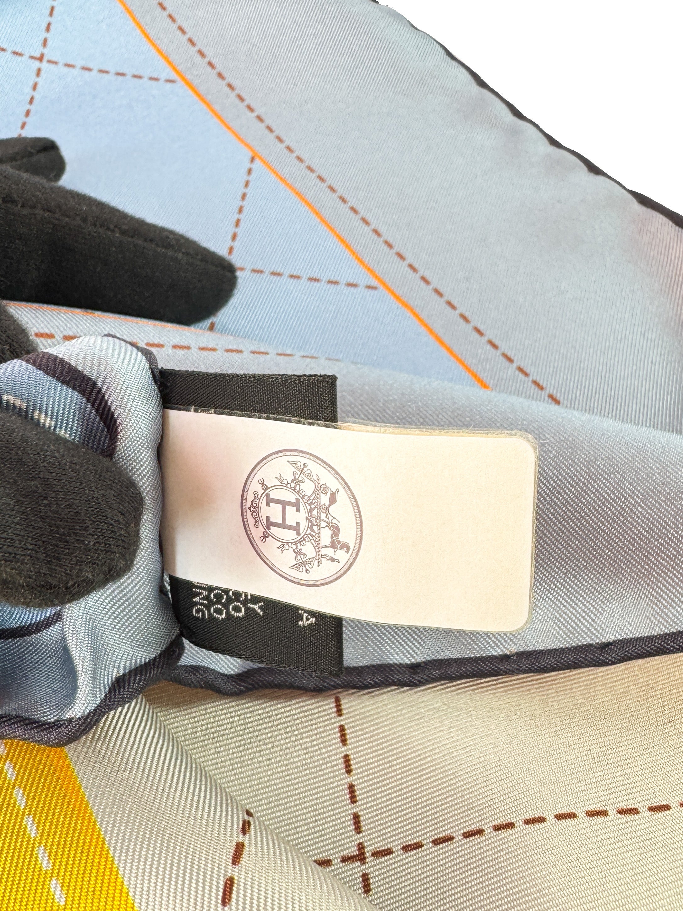 Hermès tapis de selle silk scarf NWT