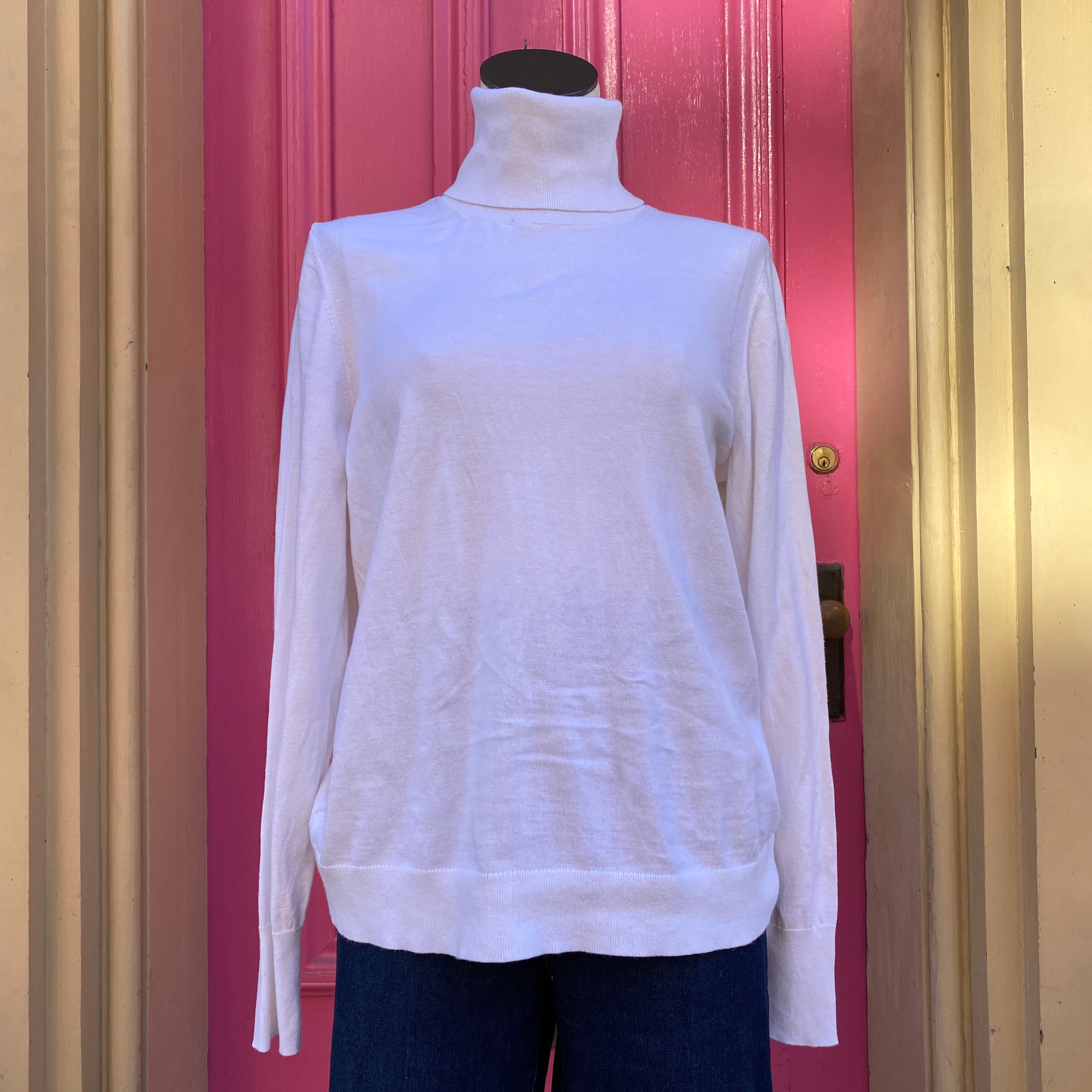 Banana Republic cream turtleneck size XL