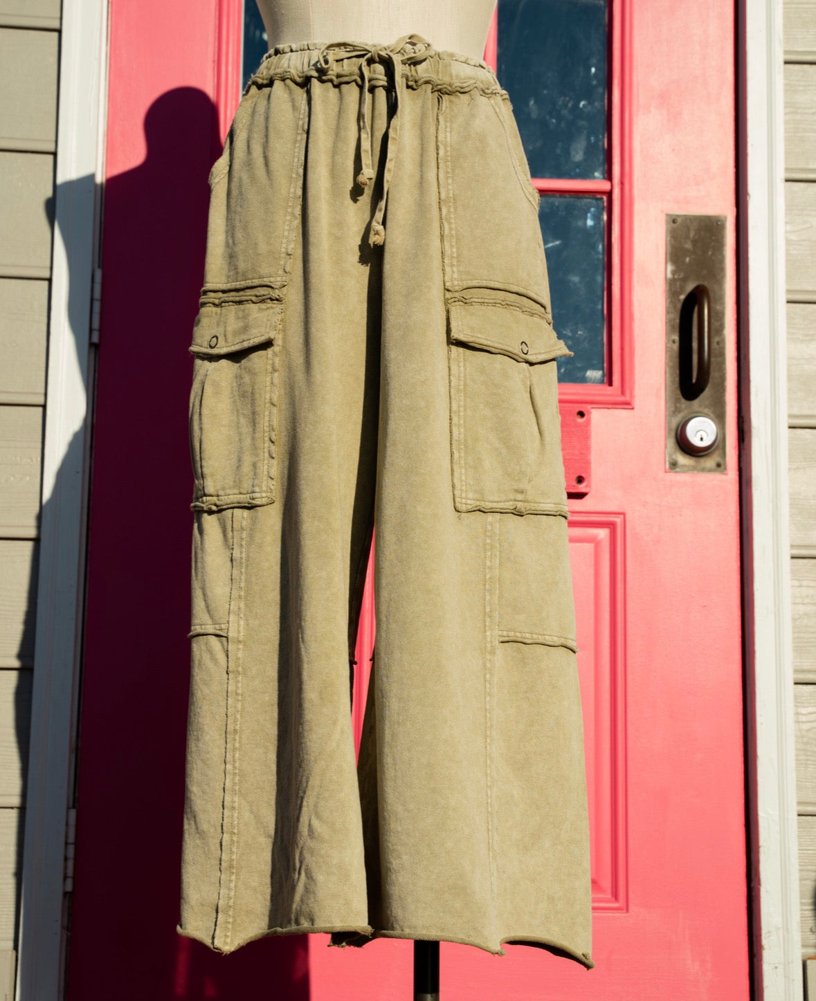 Three Bird Nest beige lounge pants size L