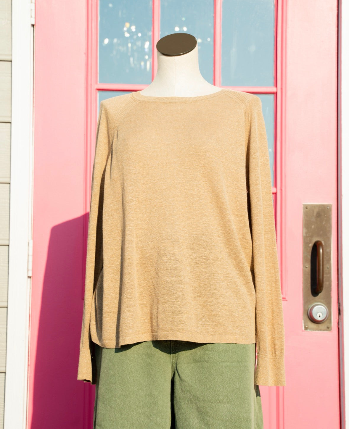 Banana Republic lightweight beige sweater size XL
