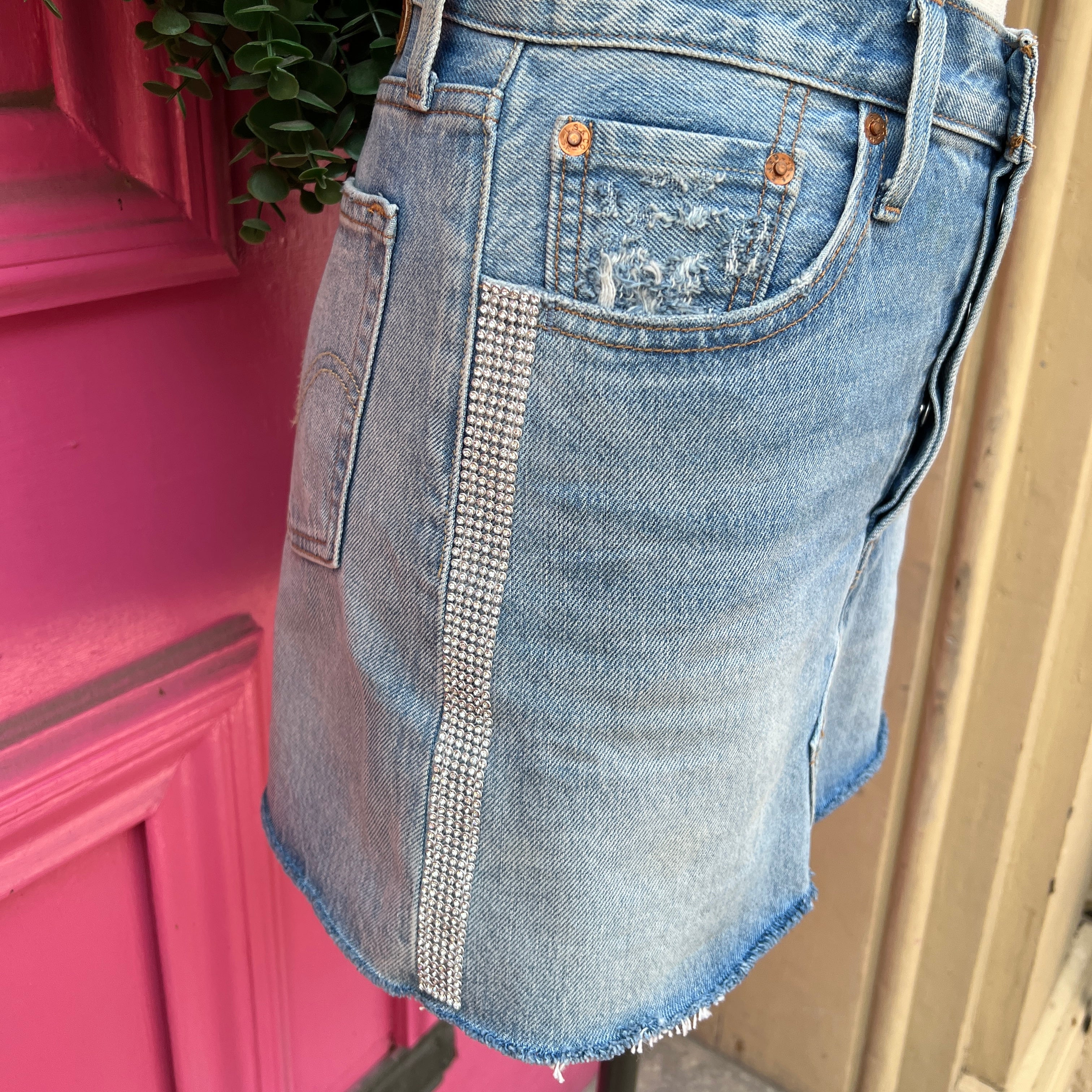 Levi's rhinestone denim skirt size 0