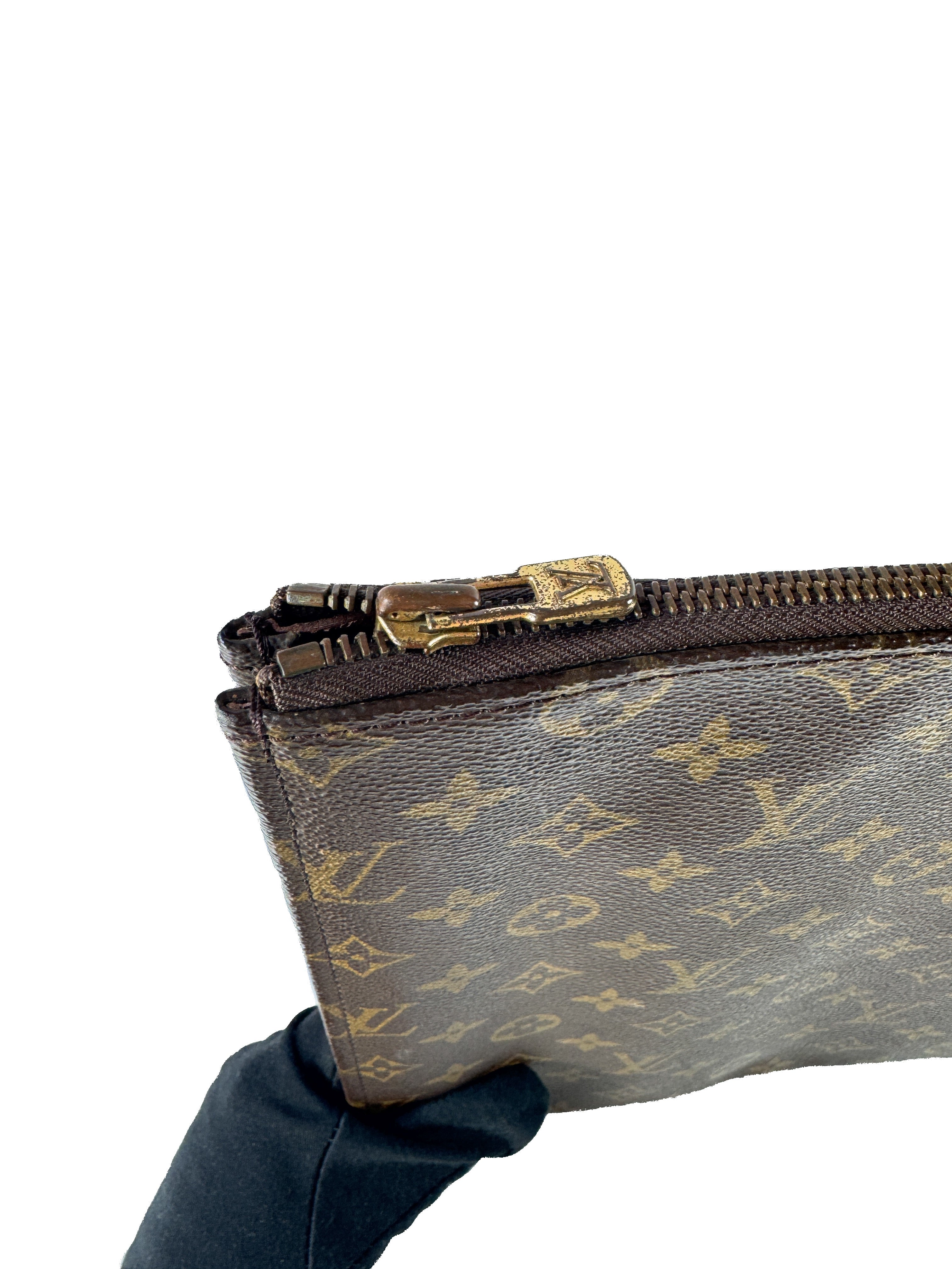 Louis Vuitton monogram porte documents case TH1910
