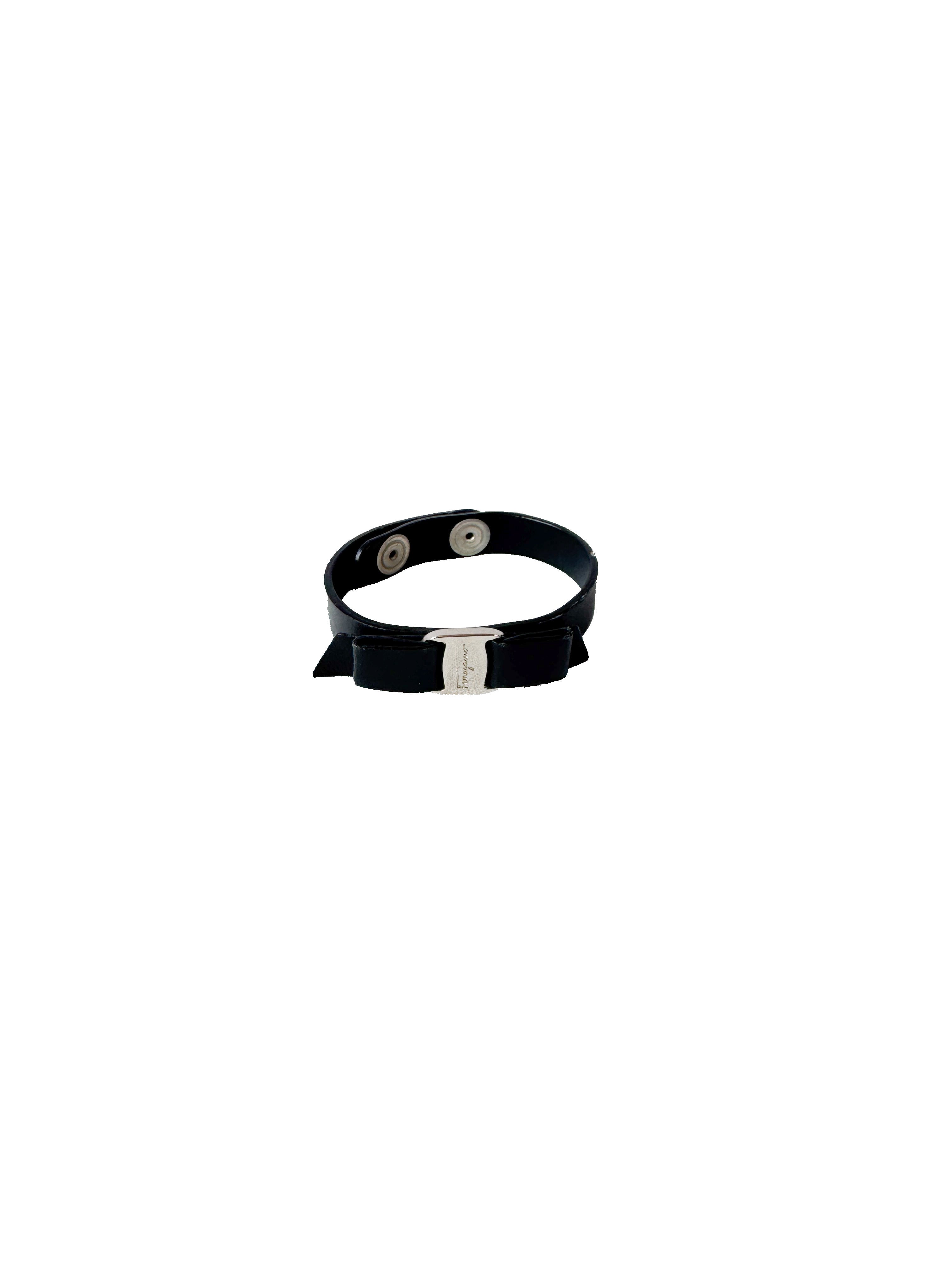 Salvatore Ferragamo black leather Vara bow bracelet BOX