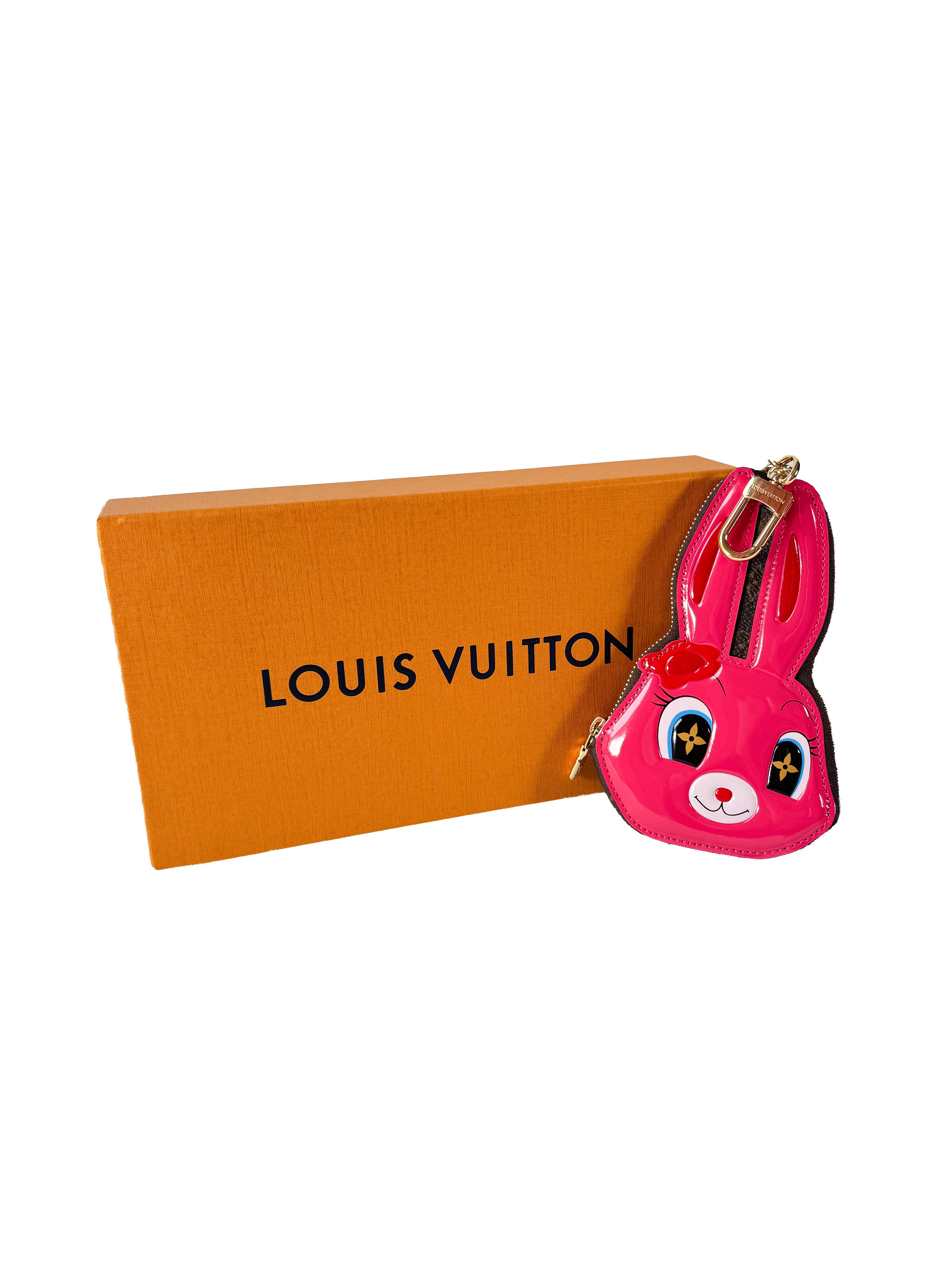Louis Vuitton x Sun Yitian 2024 patent leather Animogram monogram rabbit keychain pouch (NFC)