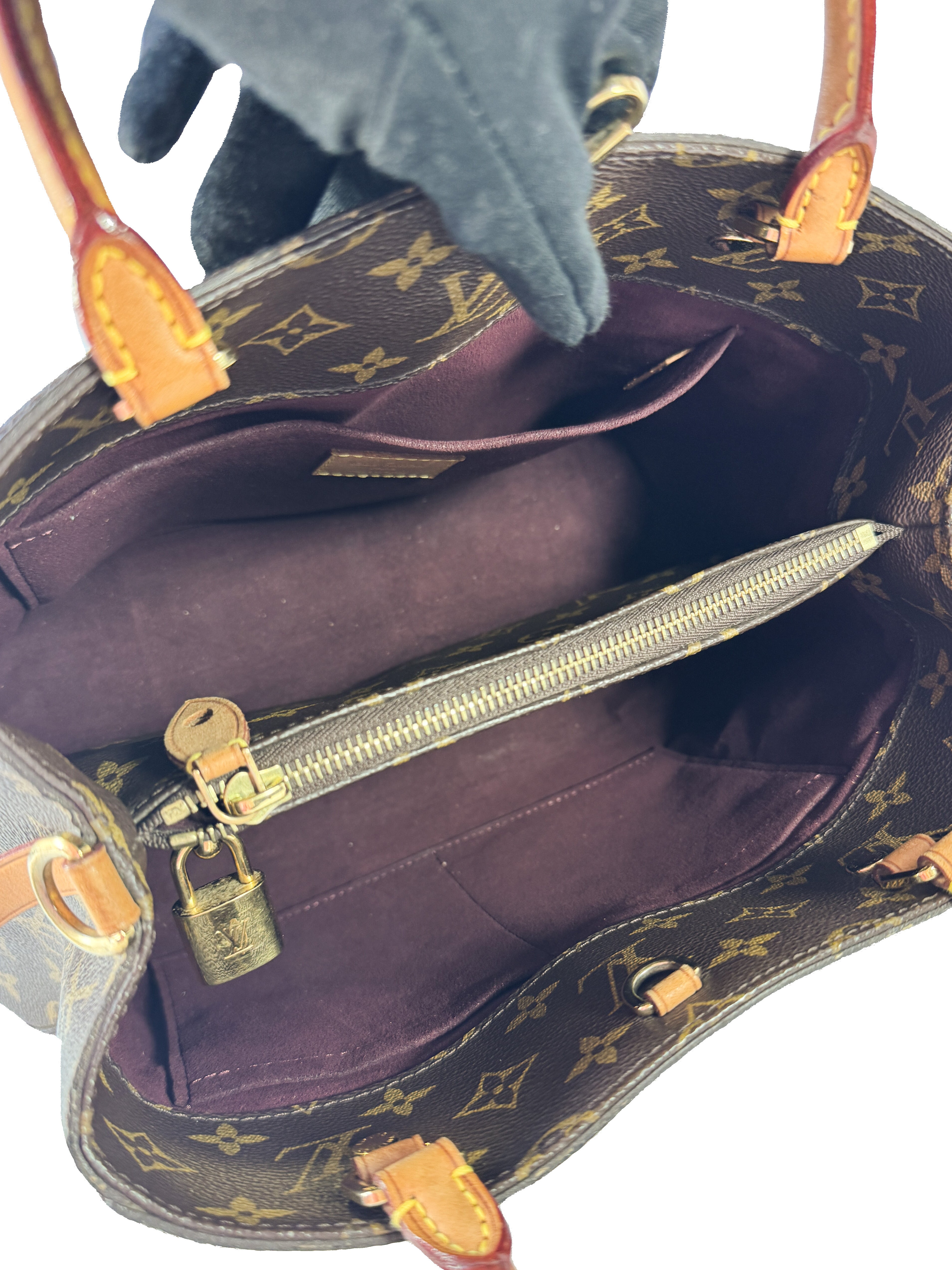 Louis Vuitton monogram Montaigne MM CA3104