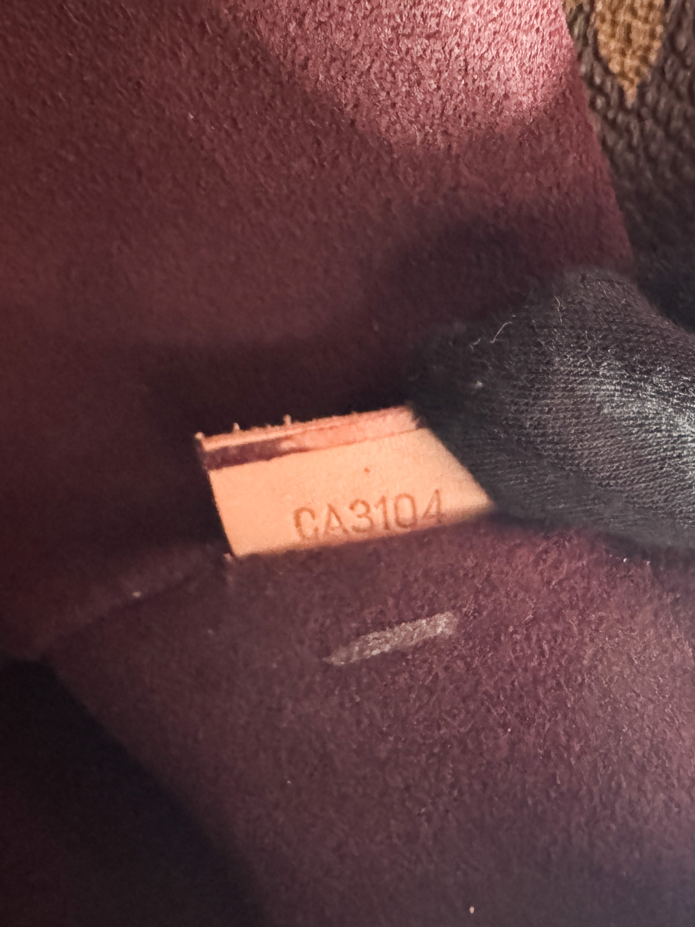 Louis Vuitton monogram Montaigne MM CA3104