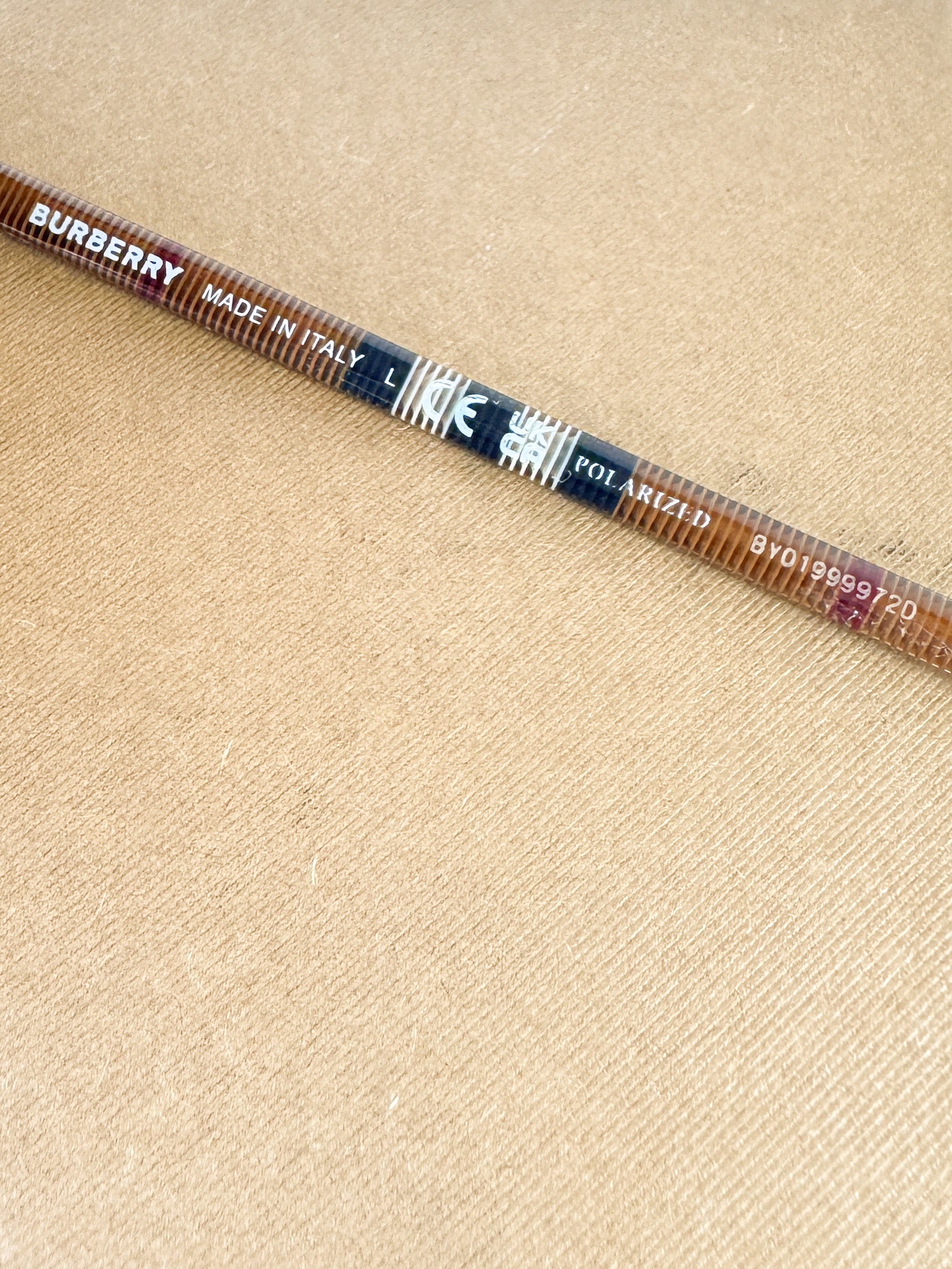 Burberry tortoise geometric sunglasses B4375 CASE/BOX