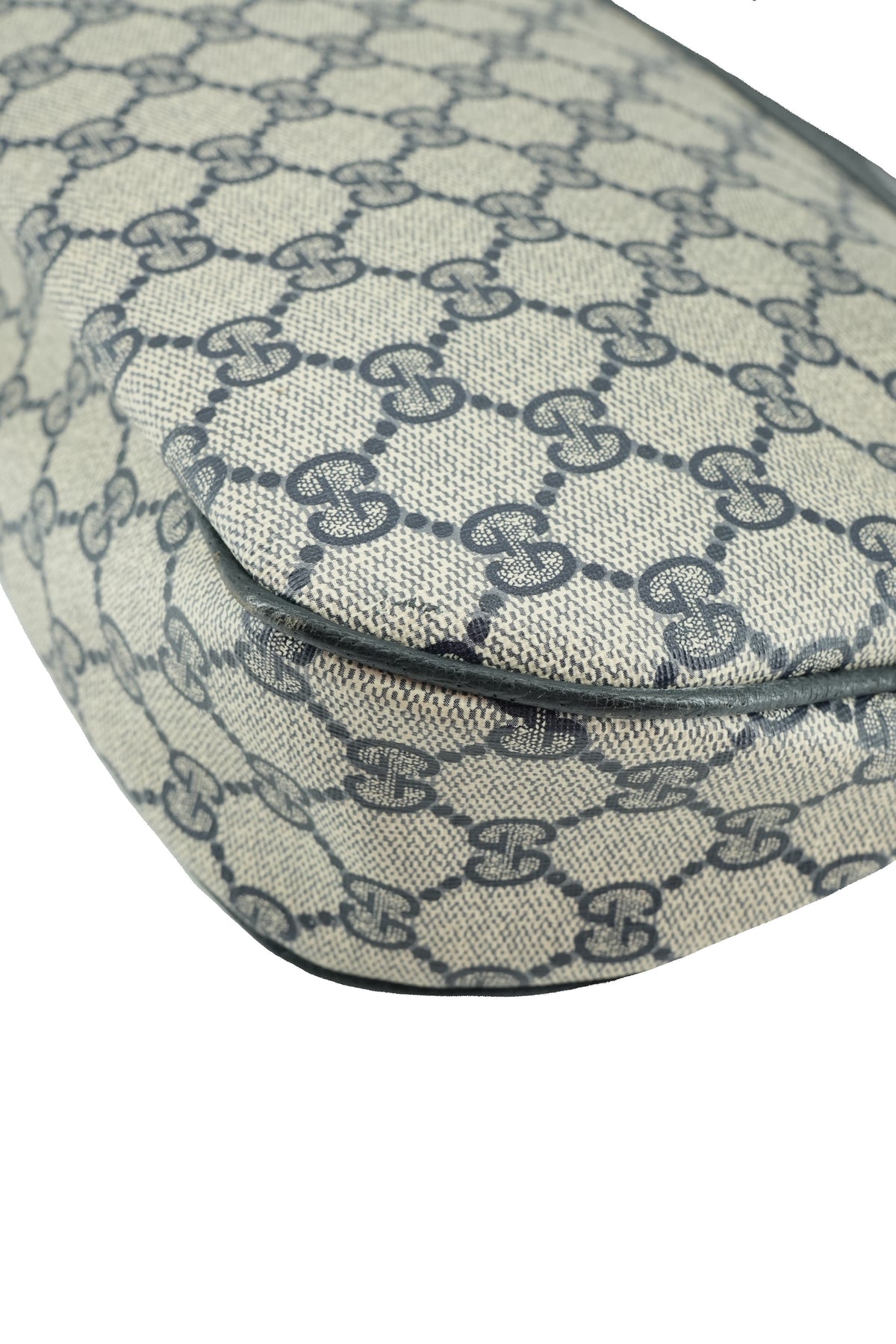 Gucci navy Sherry line vintage crossbody 007/256/0018