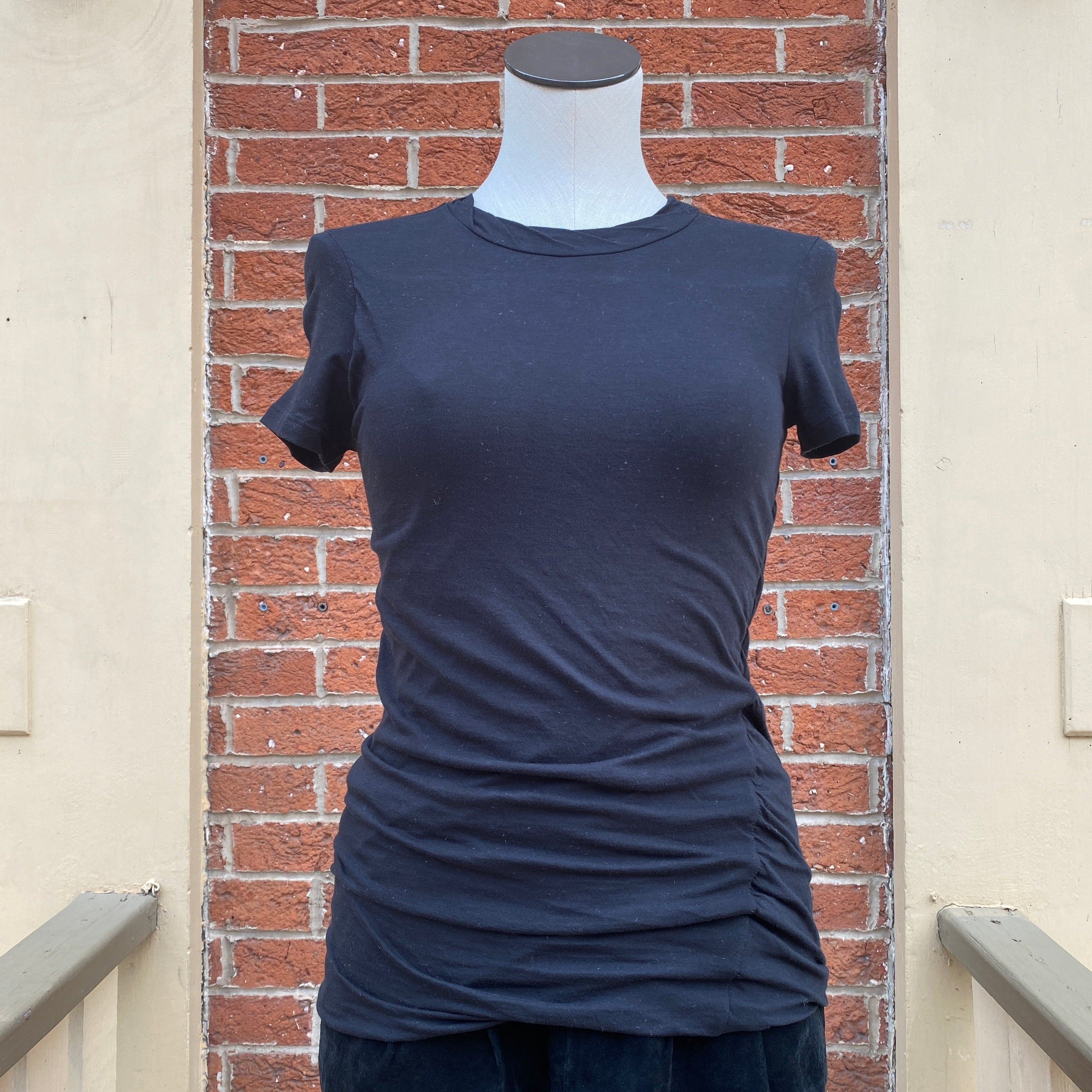Theory black drape twist tee size XS New With Tags
