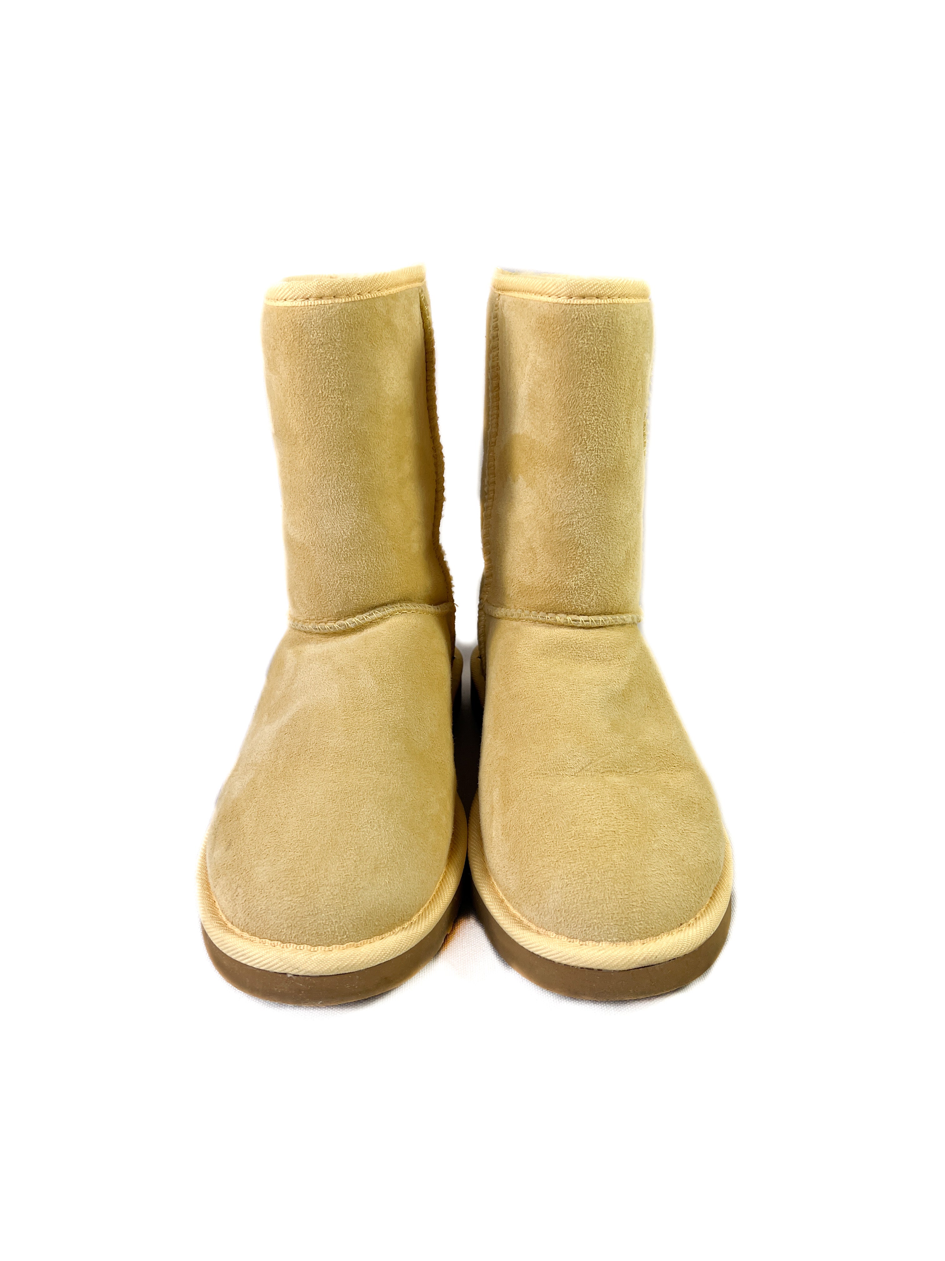 UGG short classic light yellow boots size 7