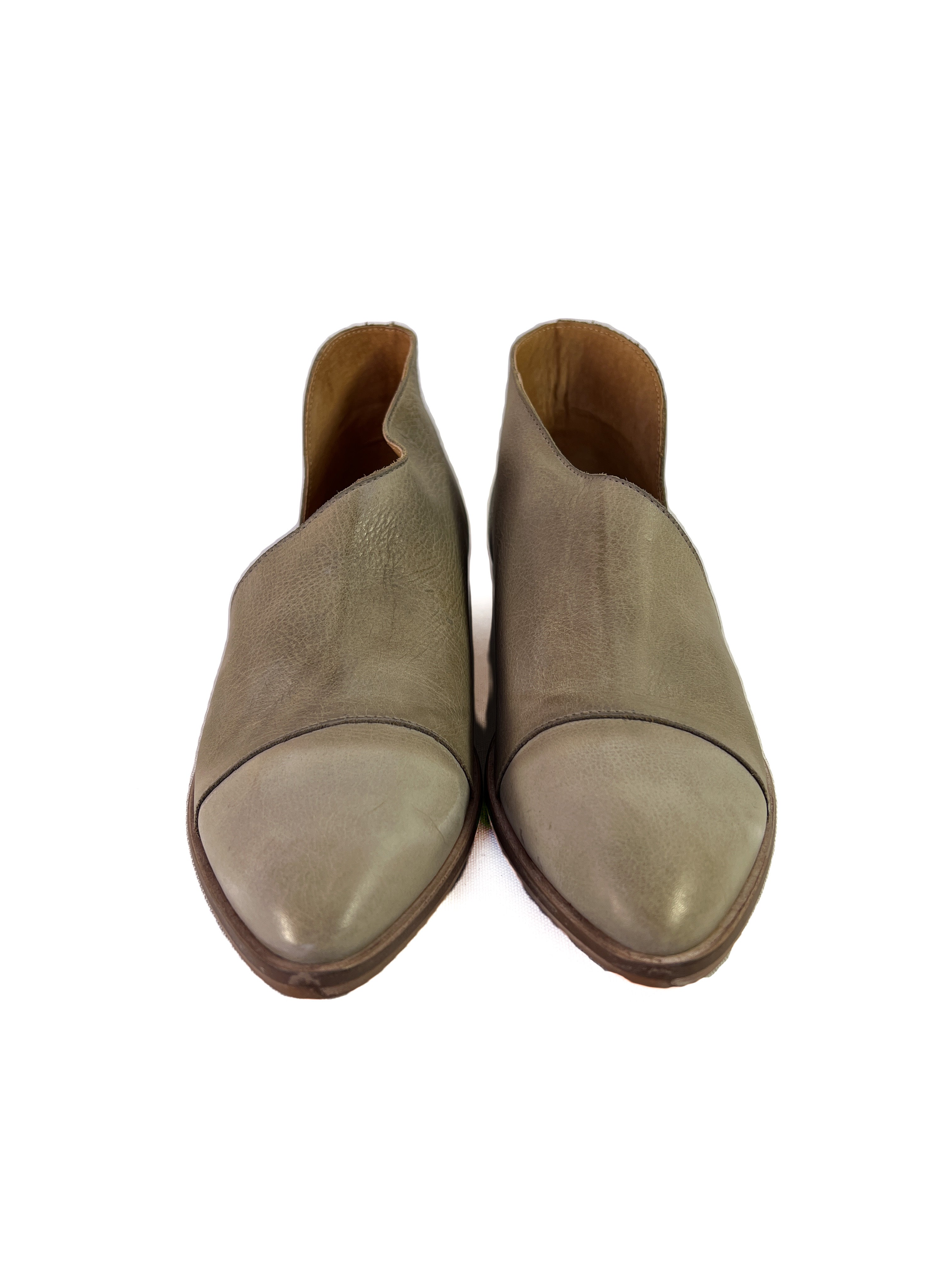 Free People royale pointy toe flats size 41 NEW