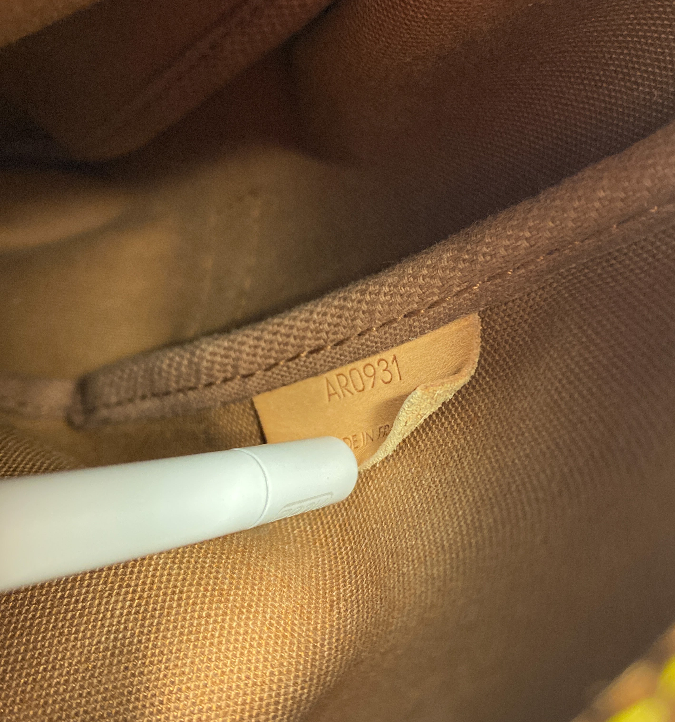 Louis Vuitton vintage Saumur monogram 35