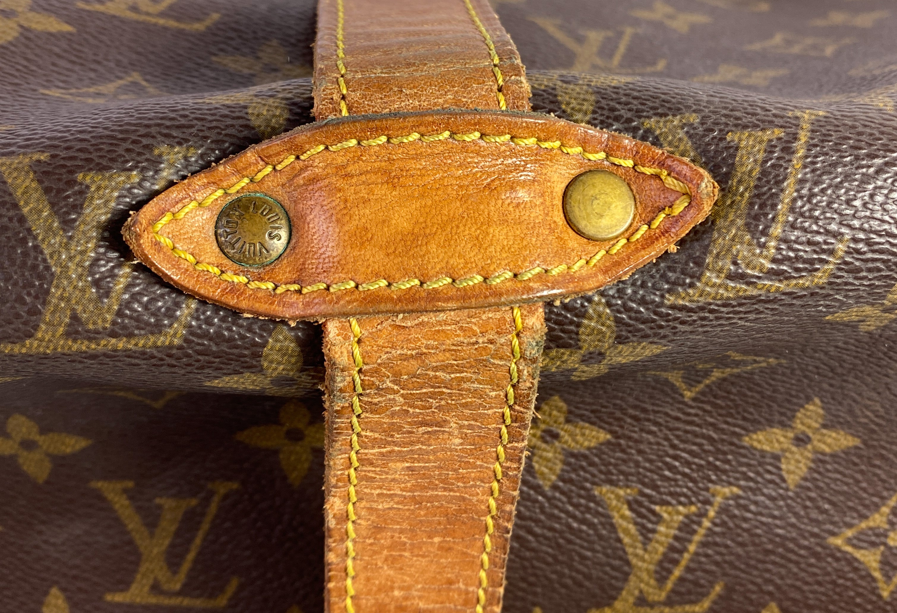Louis Vuitton vintage Saumur monogram 35