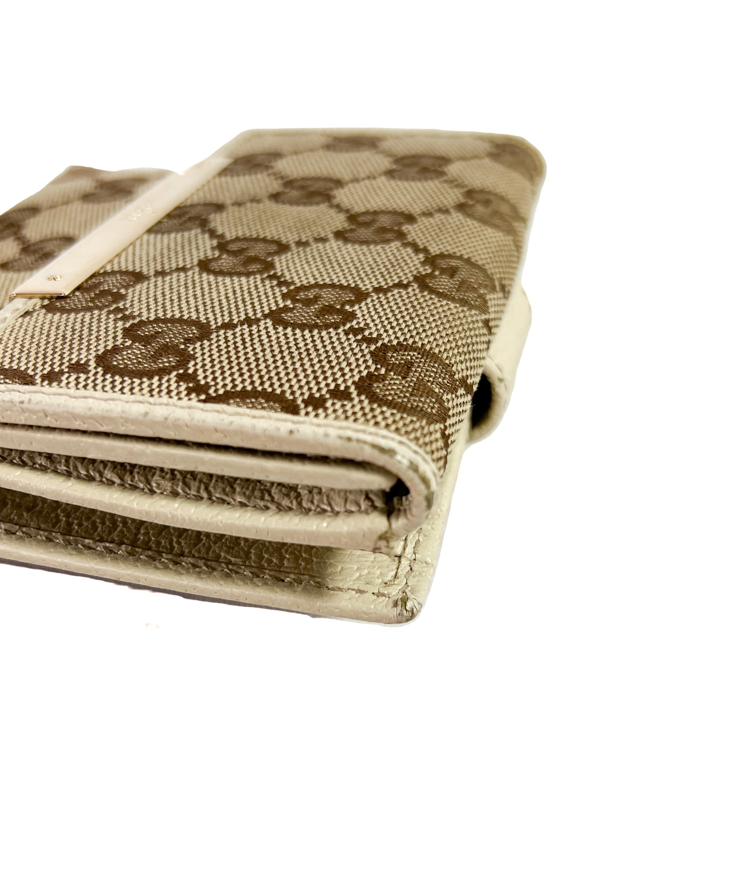 Gucci white & brown signature leather canvas wallet