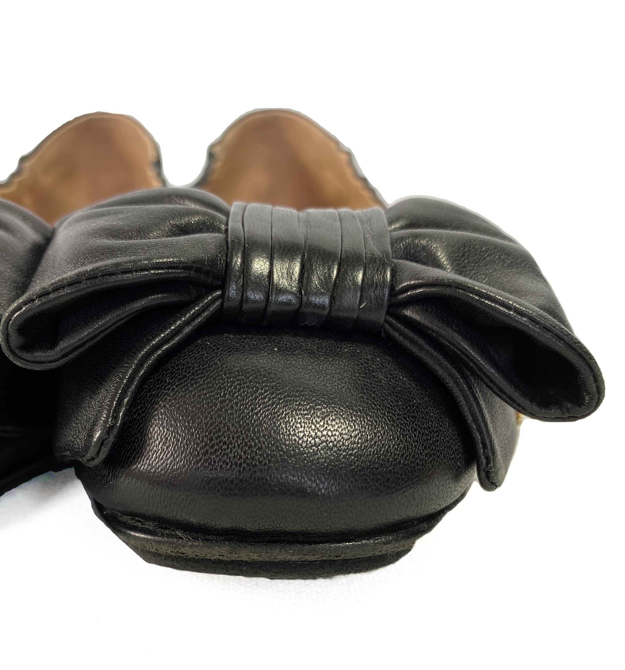 Tory Burch divine bow driver flat size 8