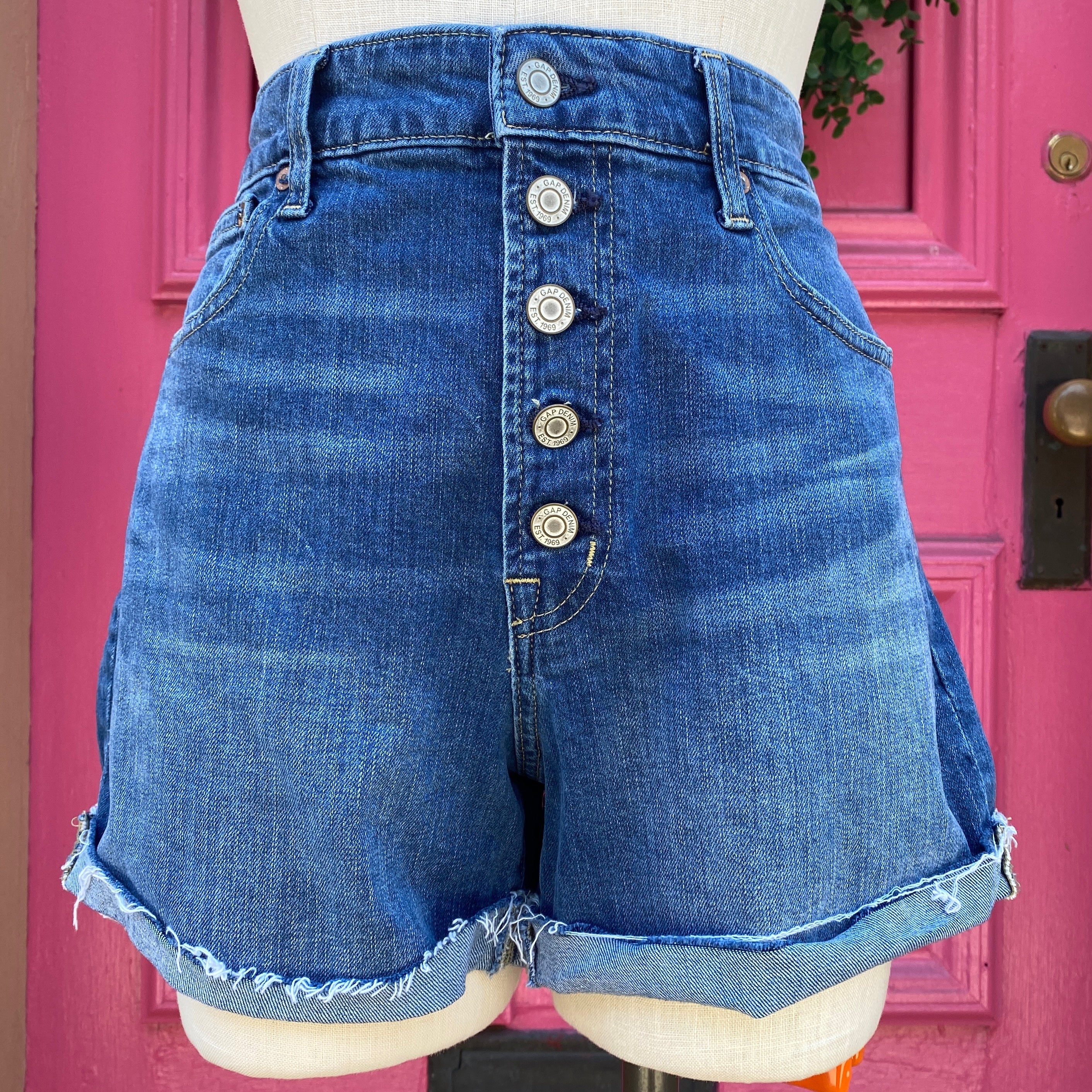 Gap high waisted button fly denim shorts size 10