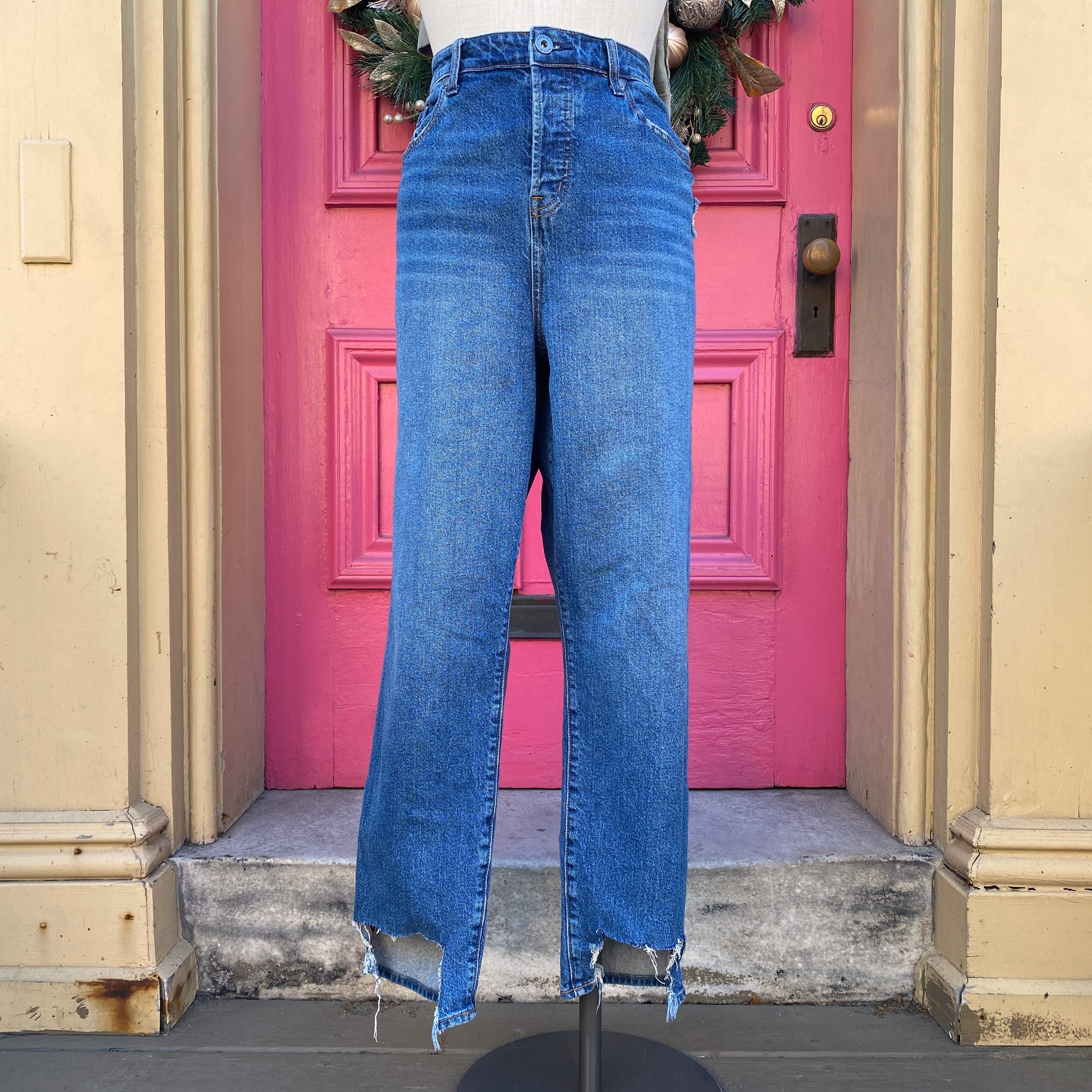 Torrid high rise distressed straight jeans size 18 Tall