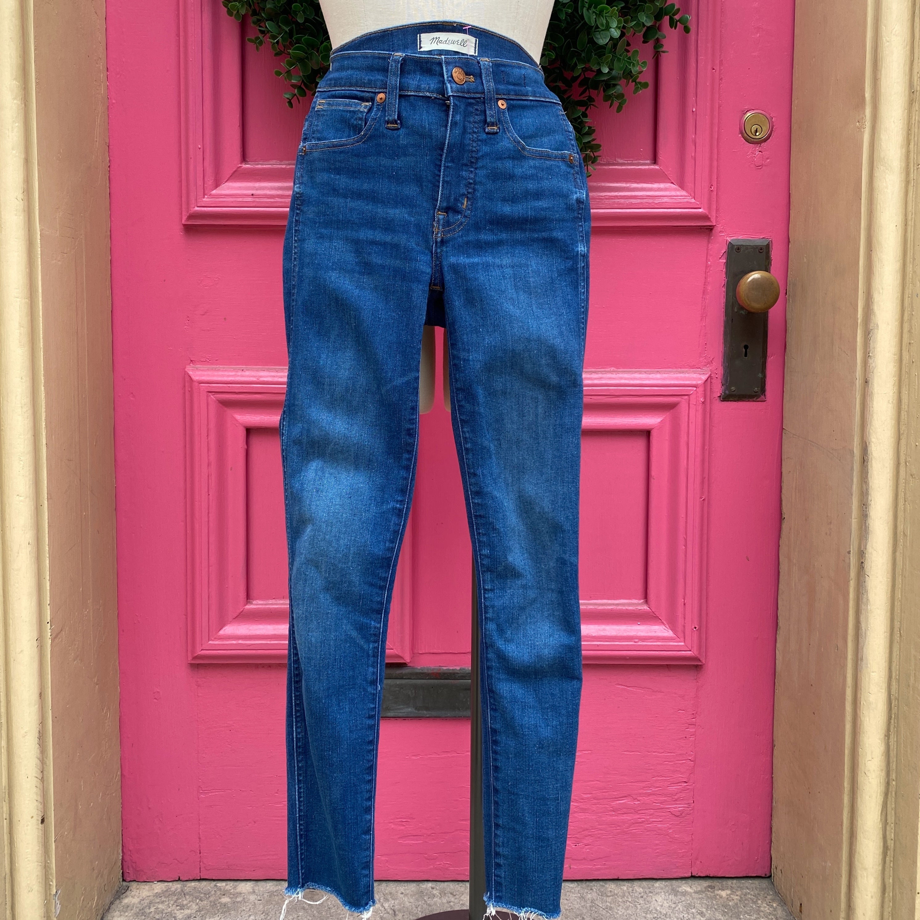 Madewell 9” high rise frayed skinny jeans size 24in