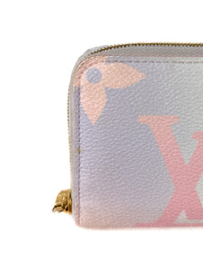 Louis Vuitton giant monogram sunrise pastel zippy wallet (microchip)