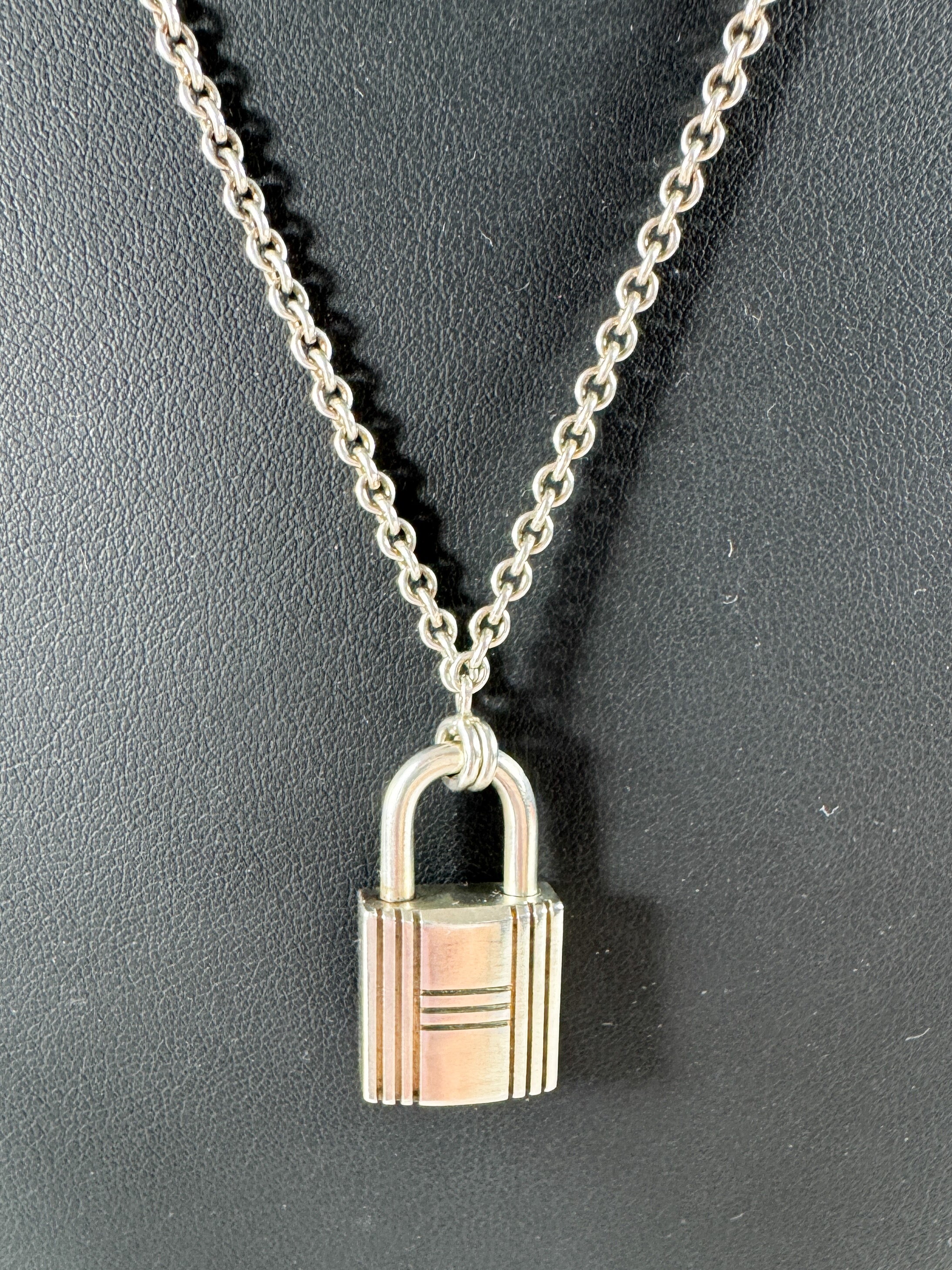 Hermès sterling silver Kelly cadena lock necklace BOX
