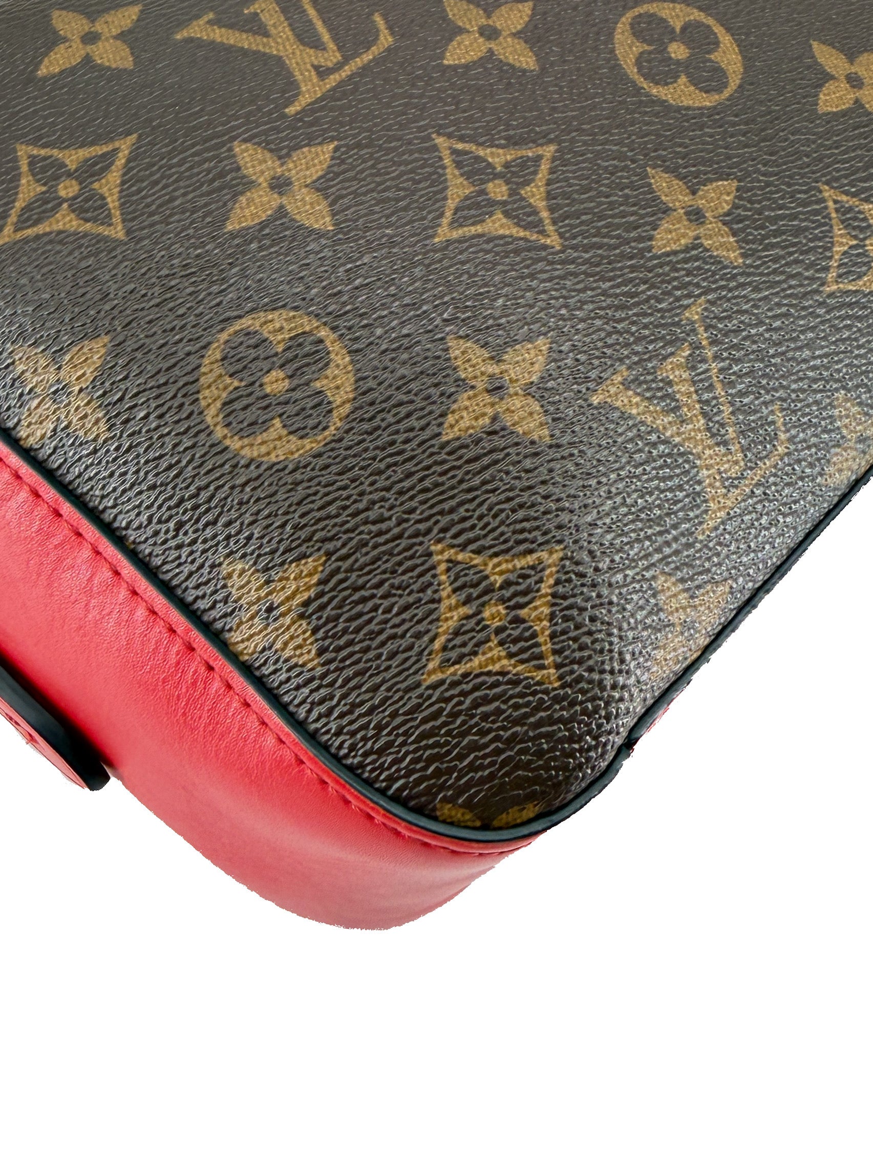 Louis Vuitton monogram red Saintonge CA2188