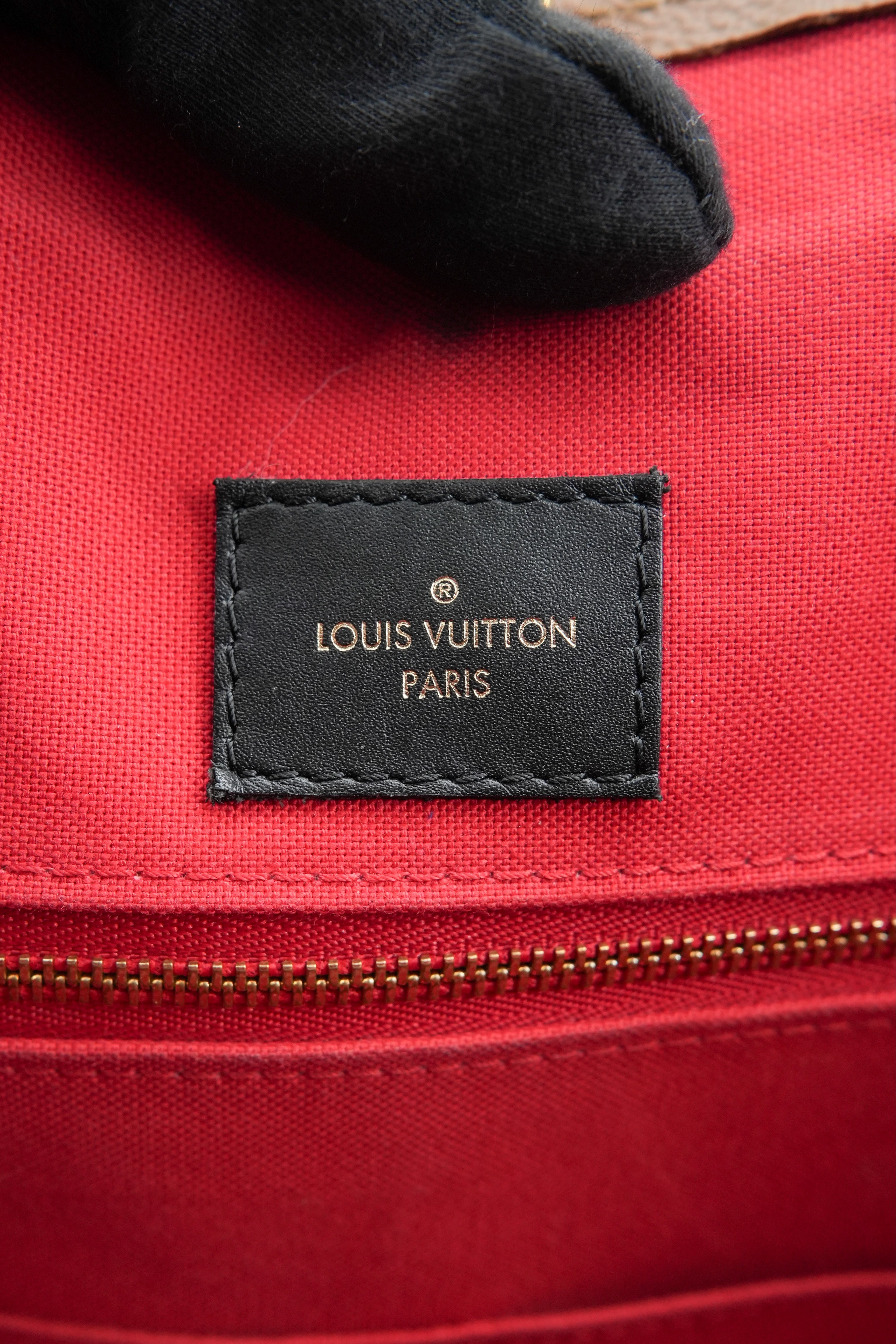 Louis Vuitton reverse monogram OntheGo GM NFC