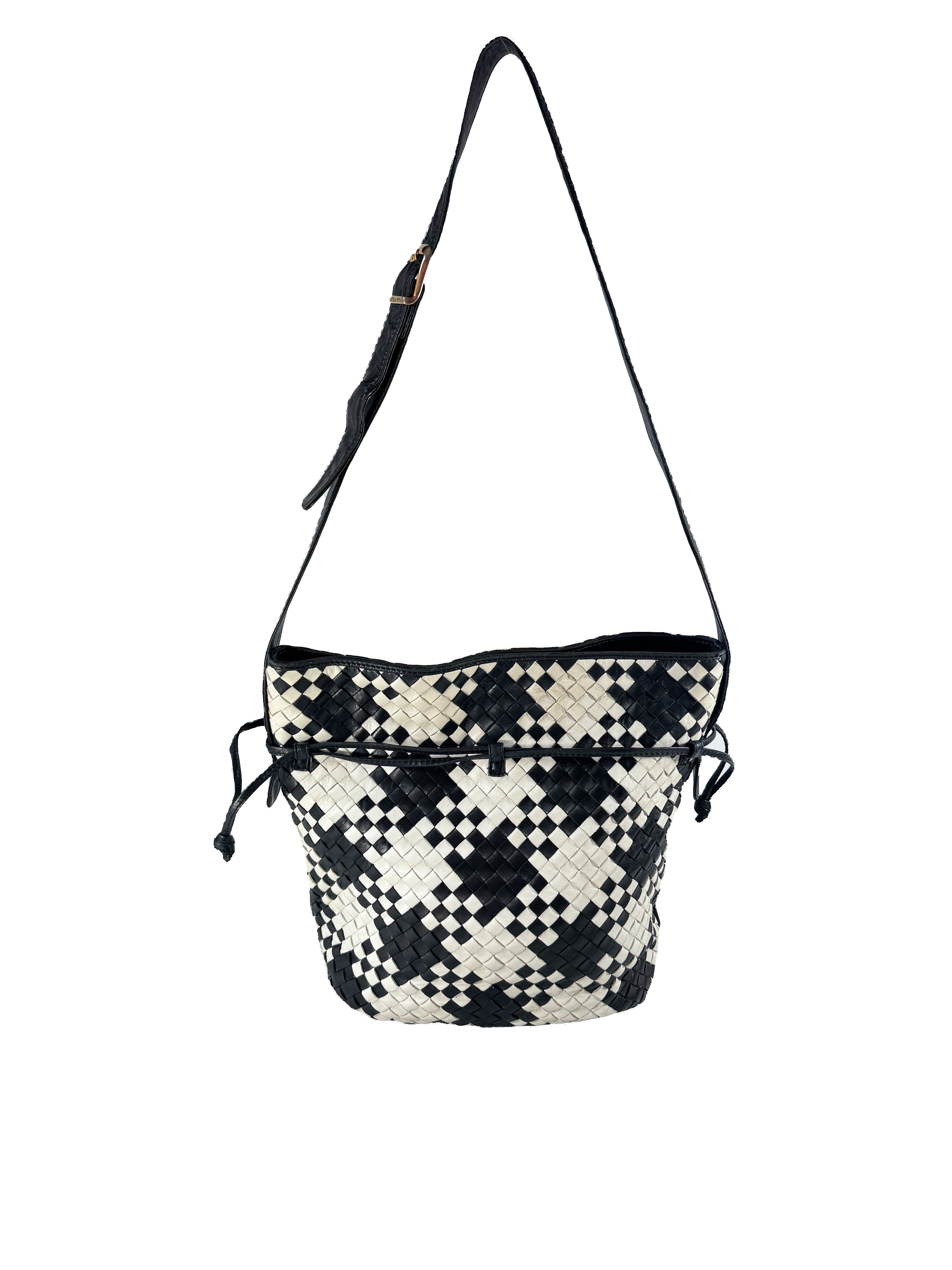Bottega Veneta Intreciatto black/white drawstring bucket bag 10932062