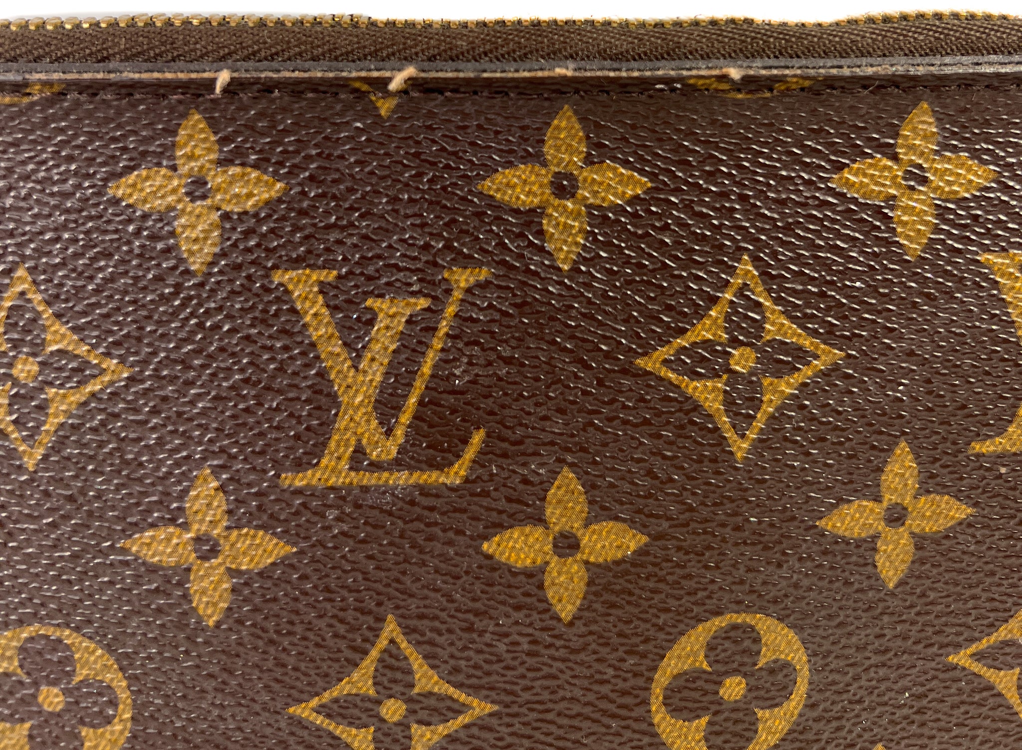 Louis Vuitton Neverfull Wristlet Pouch Monogram Yellow in Monogram