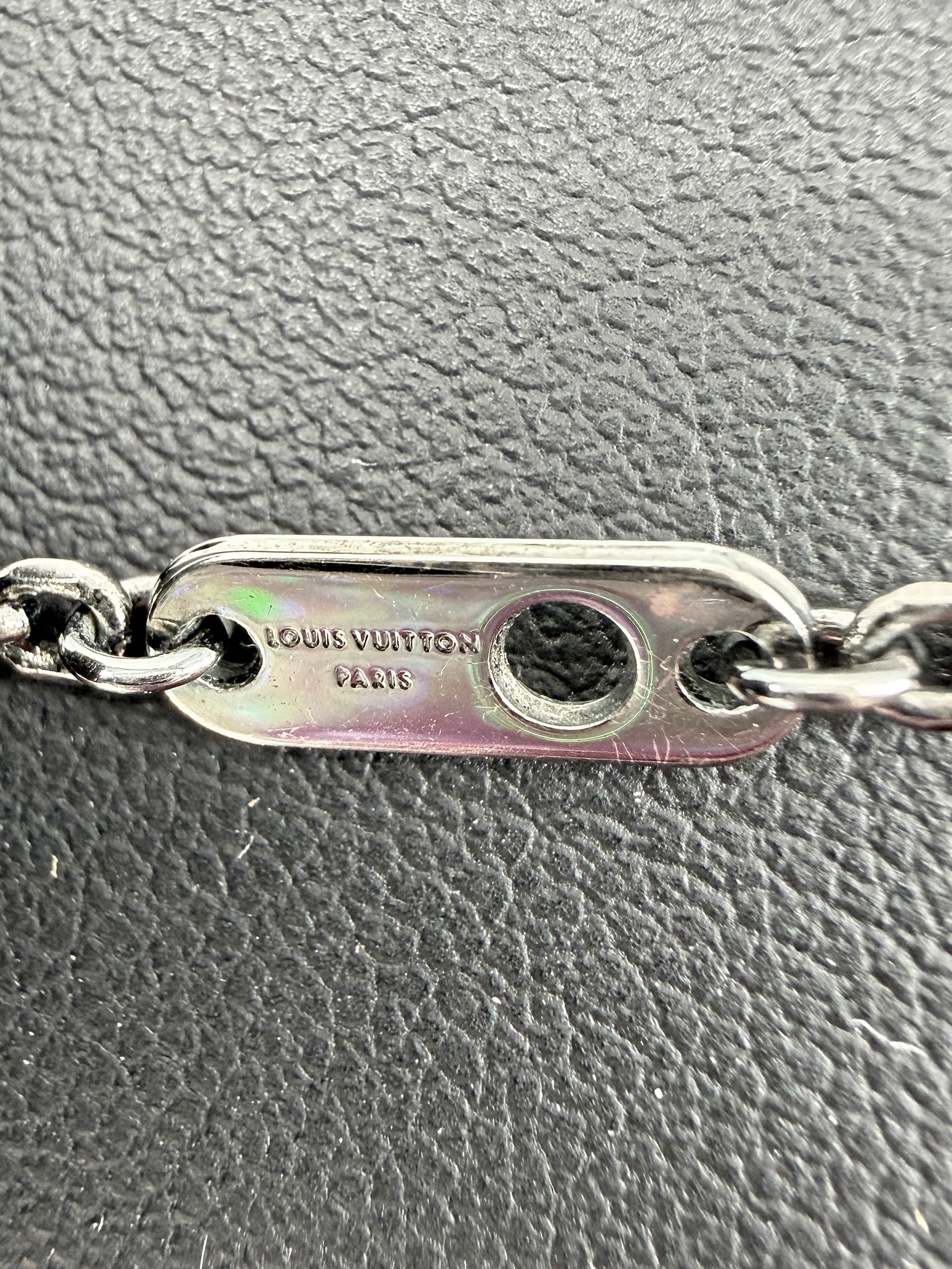 Louis Vuitton Vivienne necklace OB2243