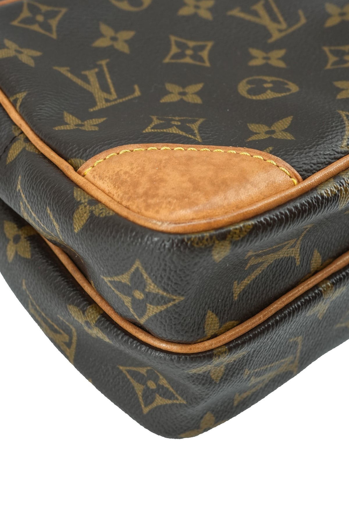 Louis Vuitton brown monogam Amazon TH0044