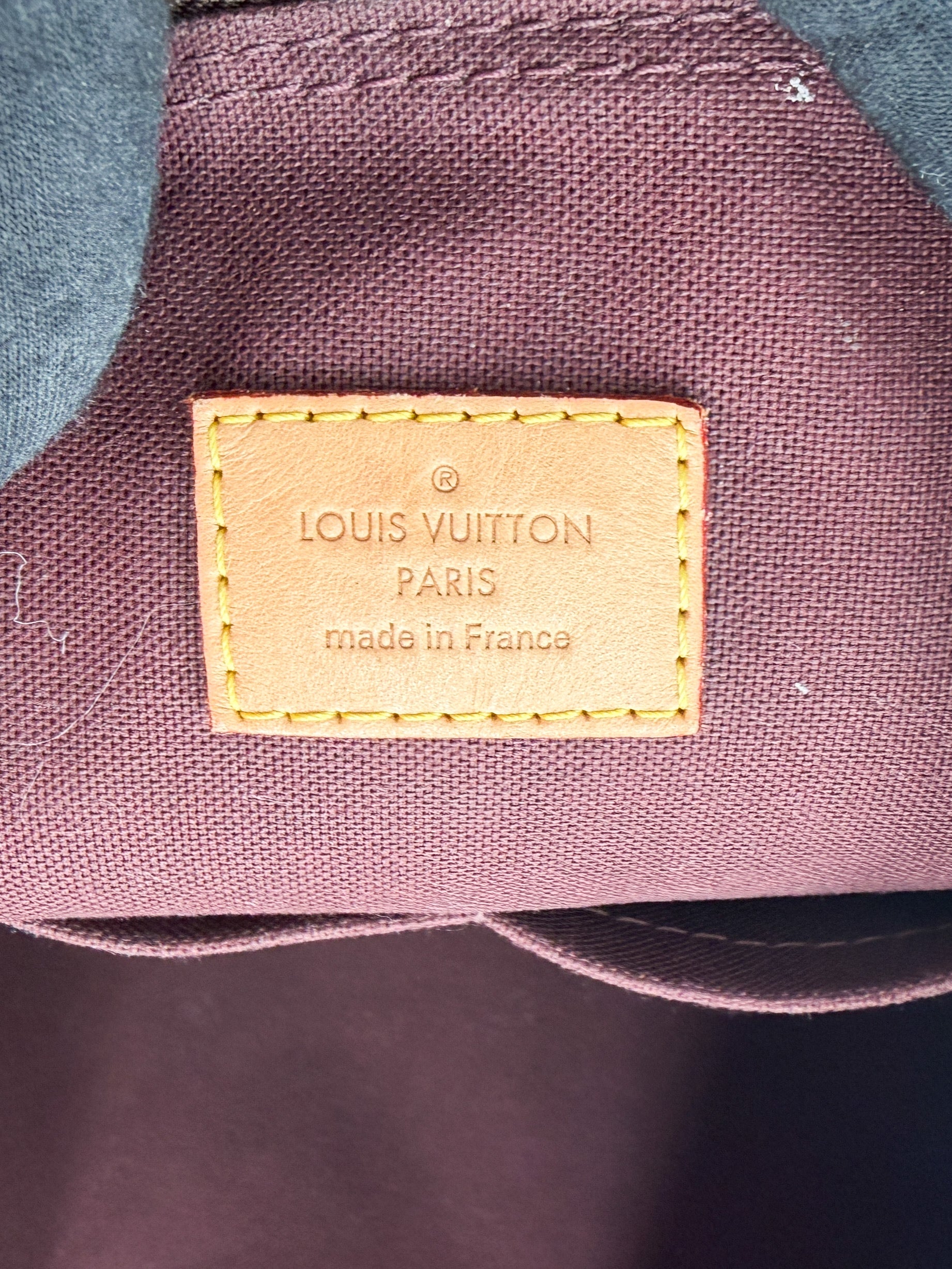 Louis Vuitton Berri MM Monogram Canvas Shoulder Bag DU1176