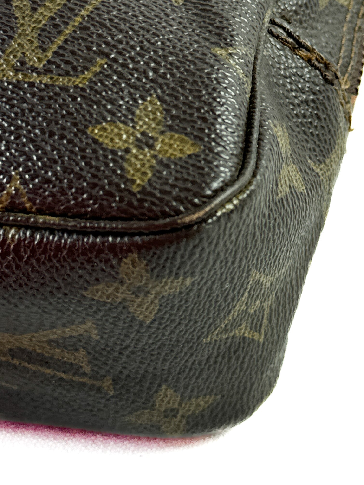 Louis Vuitton monogram vintage trousse toilette 23 pouch 862 TH