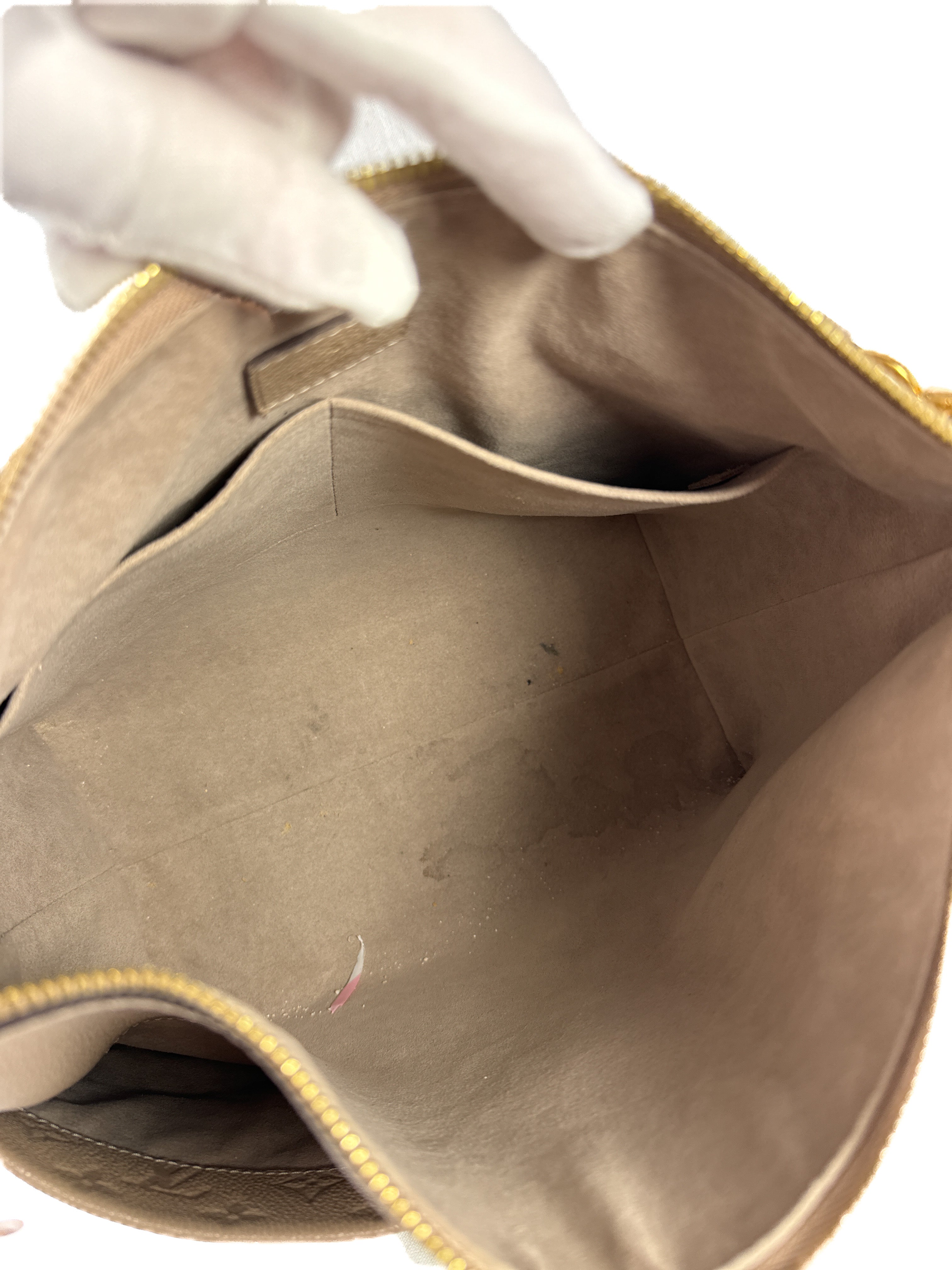 Louis Vuitton Empreinte Maida Hobo Tourterelle SD3220