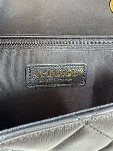 Chanel medium black lambskin Elegant CC flap 208382260