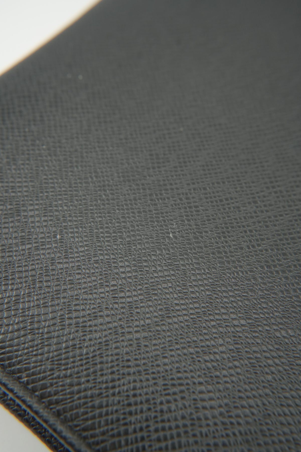 Louis Vuitton black Taiga leather agenda GM