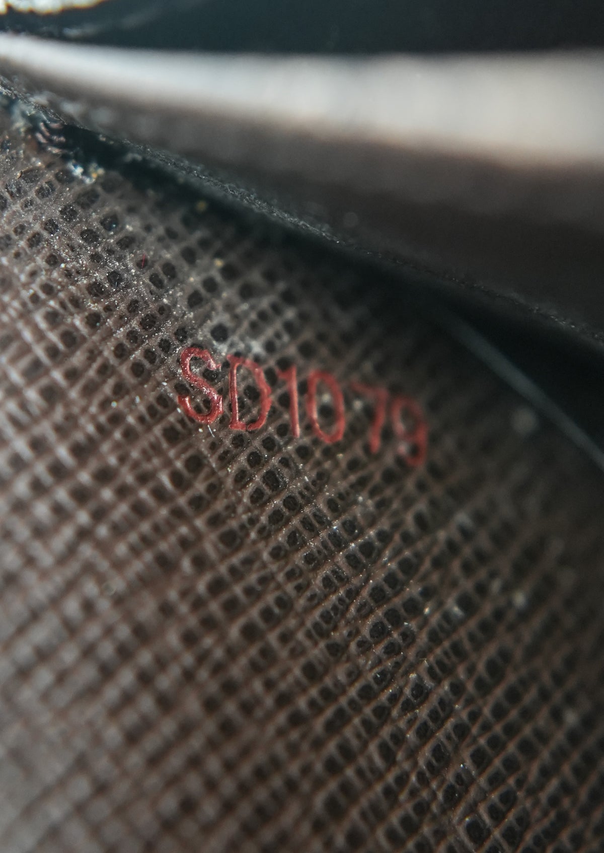 Louis Vuitton damier ebene Sarah wallet SD1079