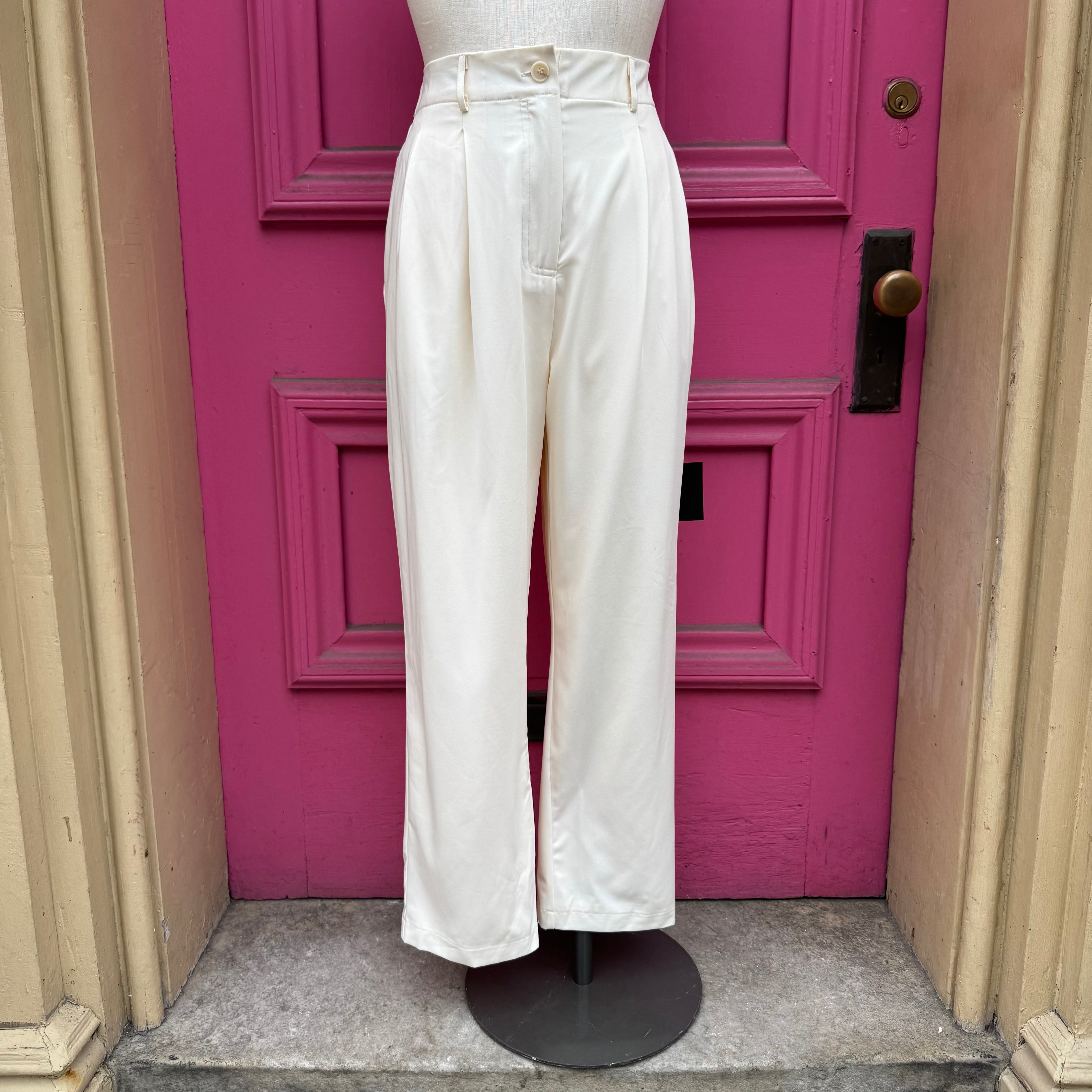 Lulus cream dress pants size M NWT